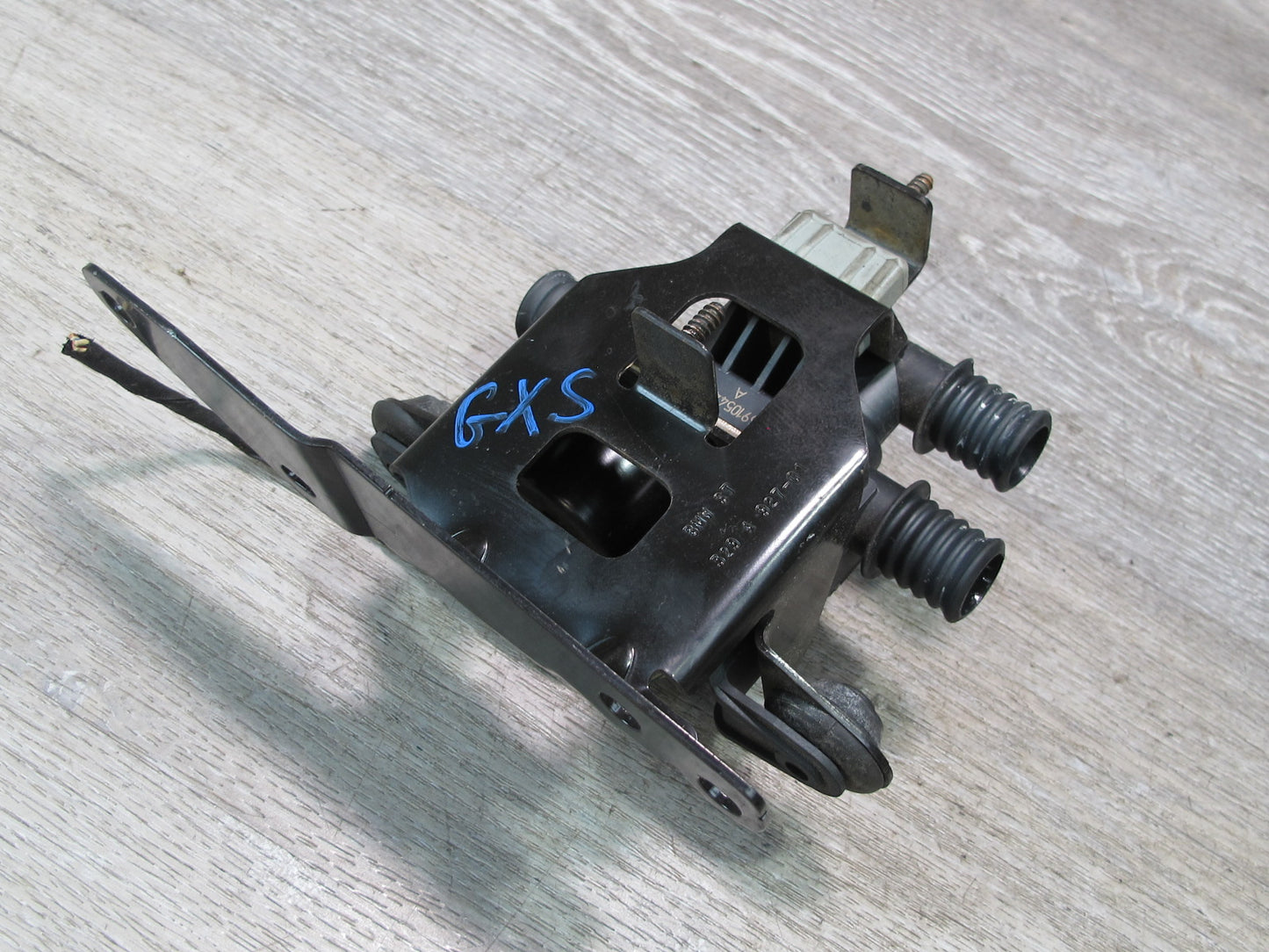 2008-2014 BMW E71 E72 X6 Heater Water Control Valve 6910544