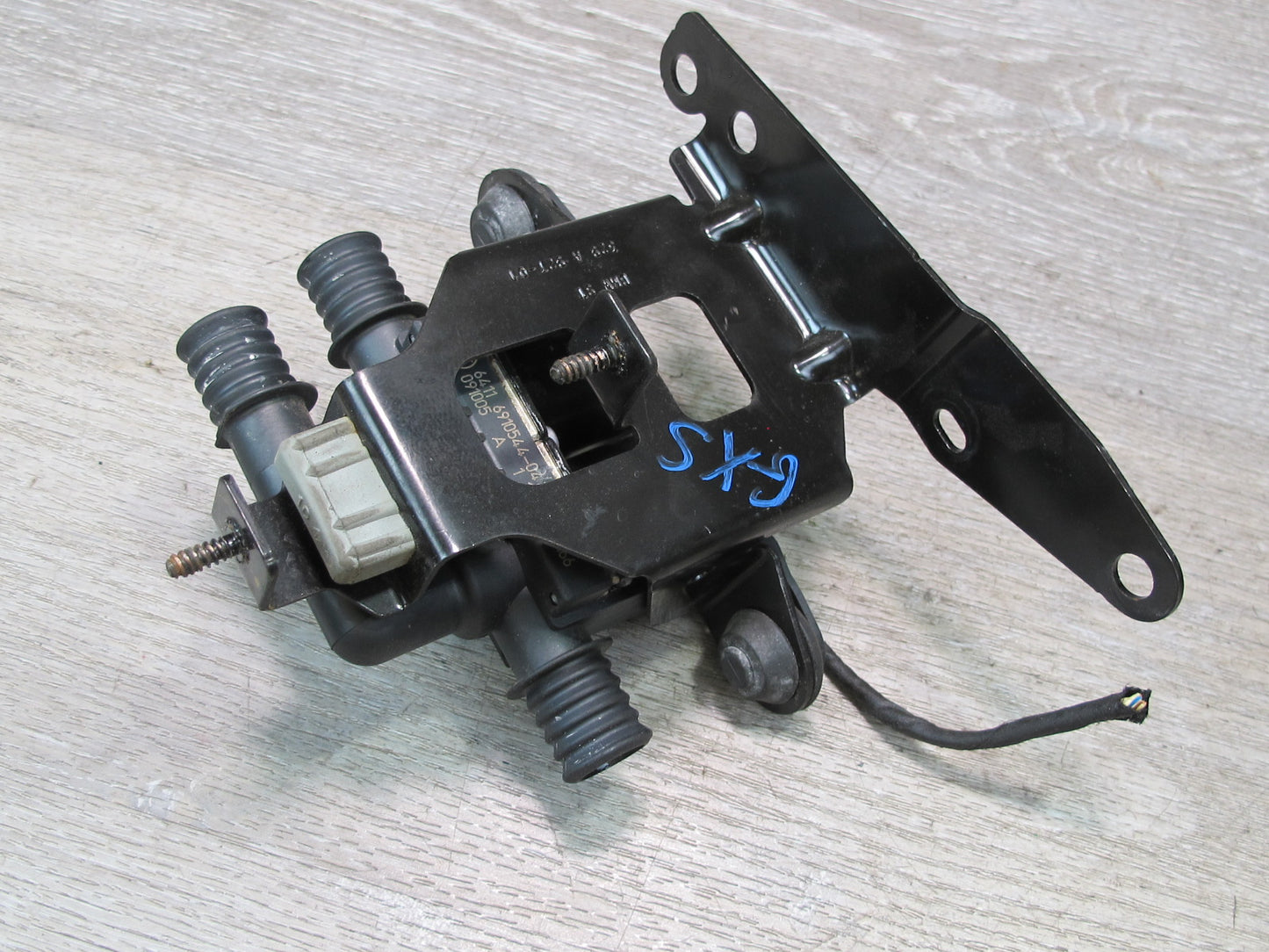 2008-2014 BMW E71 E72 X6 Heater Water Control Valve 6910544