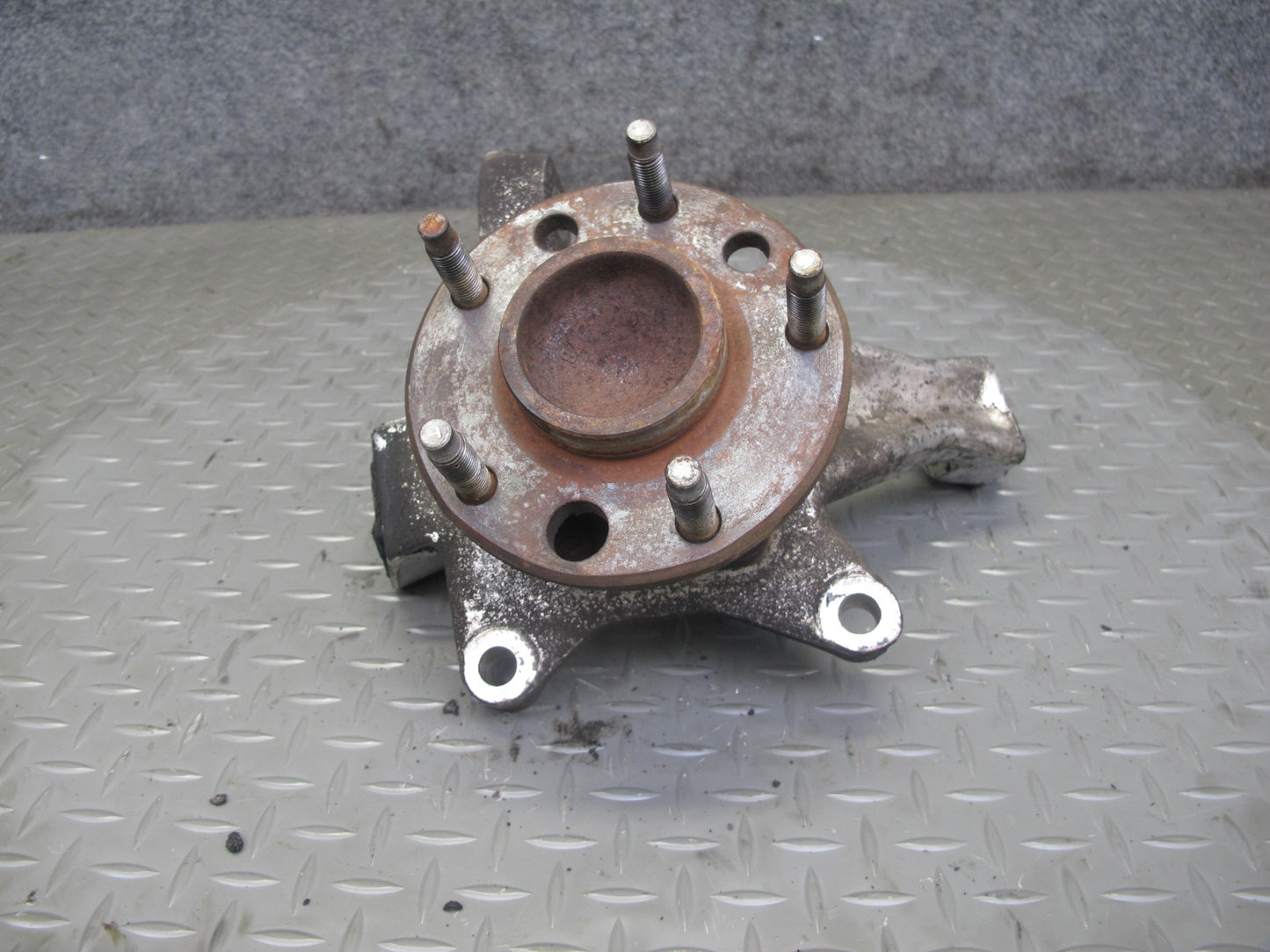 91-96 Chevrolet Corvette C4 Front Left Spindle Knuckle Wheel Hub Bearing OEM