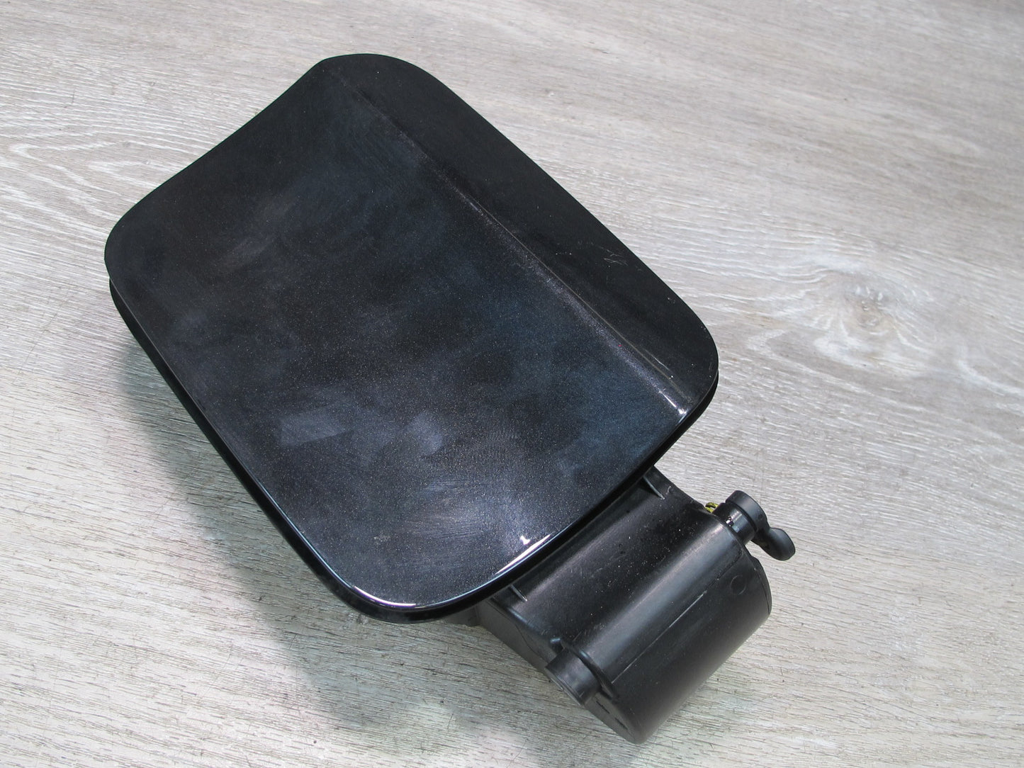 2008-2014 BMW E71 E72 X6 Fuel Tank Filler Door Lid Cover w Housing & Cap