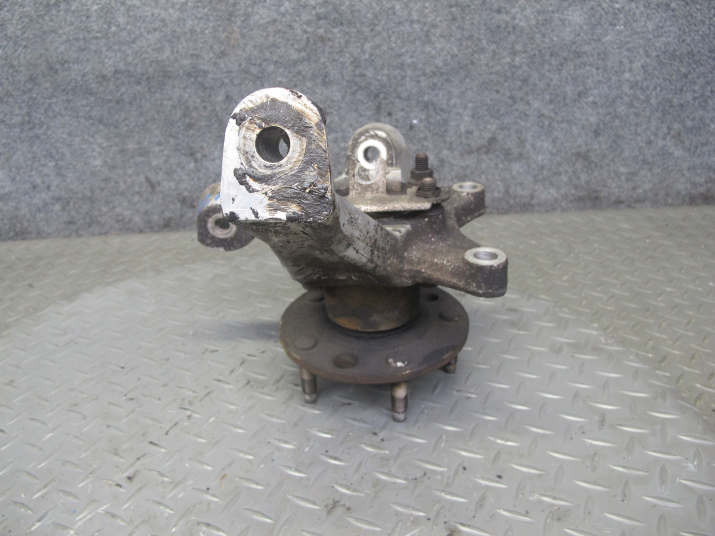 91-96 Chevrolet Corvette C4 Front Left Spindle Knuckle Wheel Hub Bearing OEM
