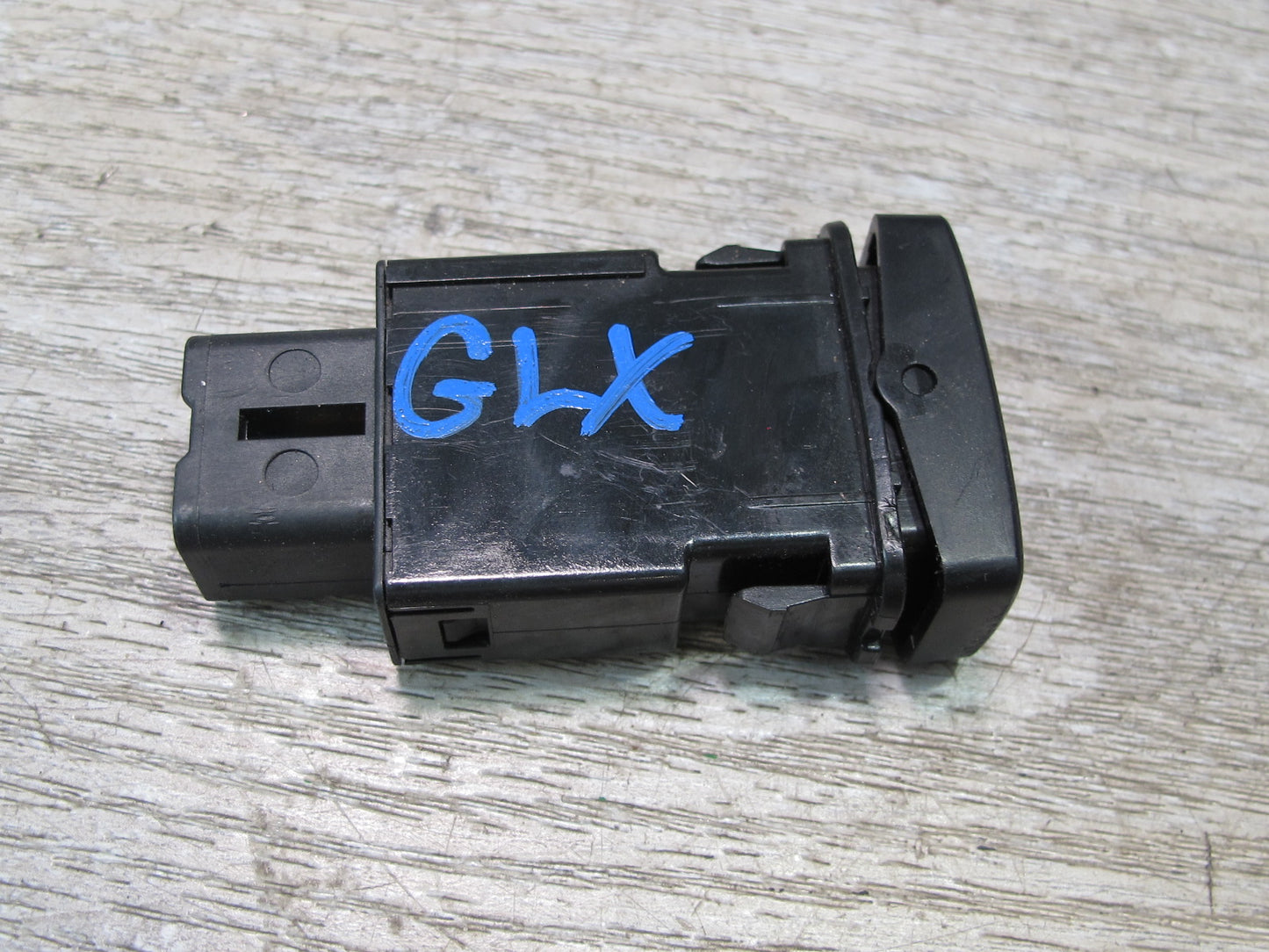 1998-2007 Lexus UZJ100L LX470 Rear Right Seat Air Vent Control Button Switch