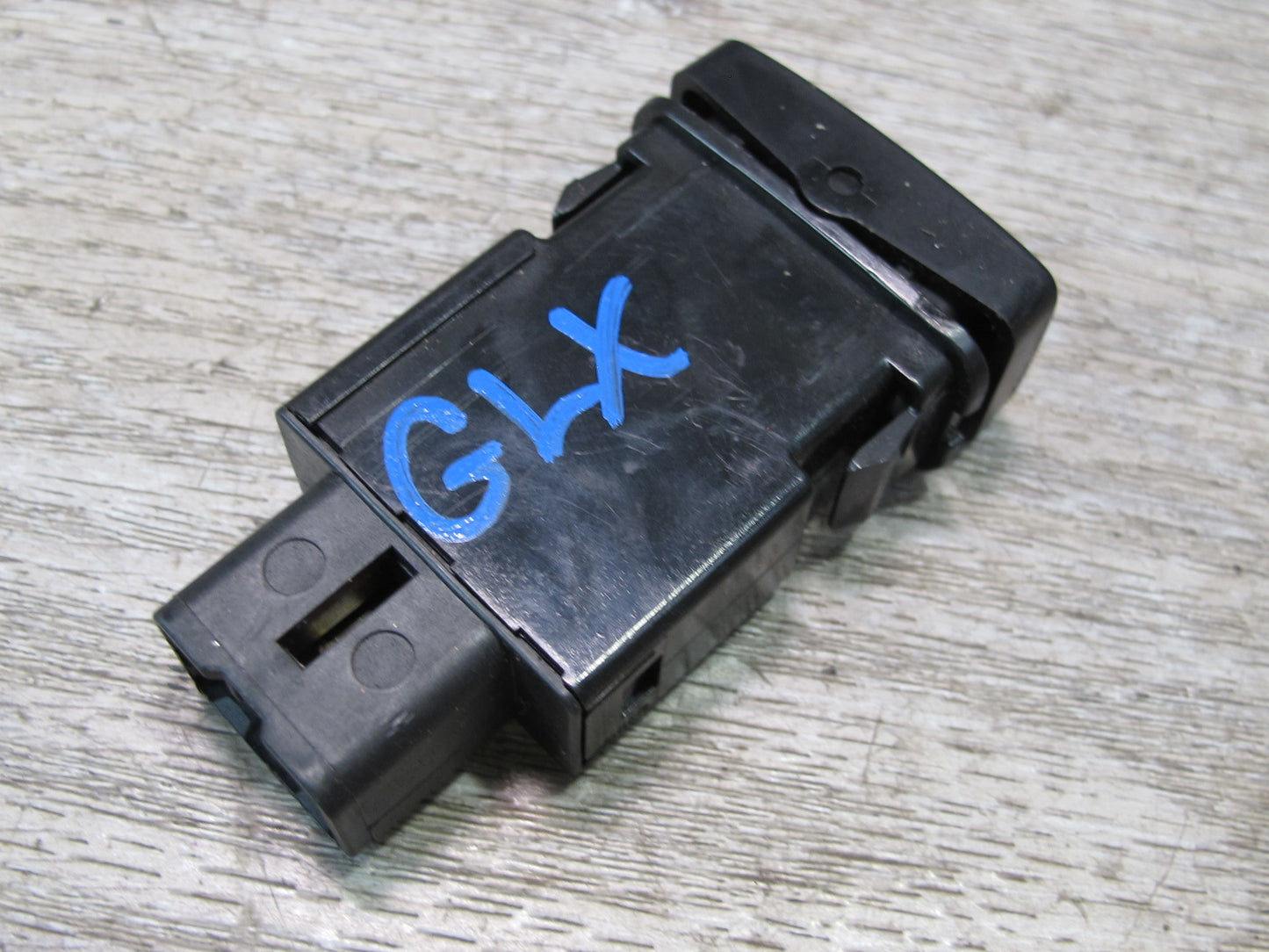1998-2007 Lexus UZJ100L LX470 Rear Right Seat Air Vent Control Button Switch