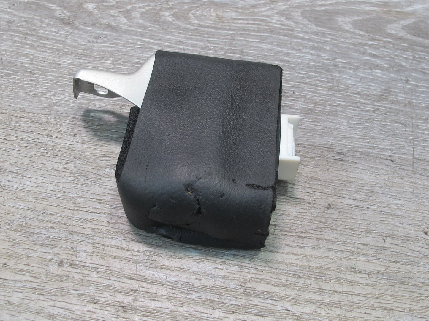 2003-2007 Lexus UZJ100L LX470 Immobilizer ECU Control Module 89780-60230