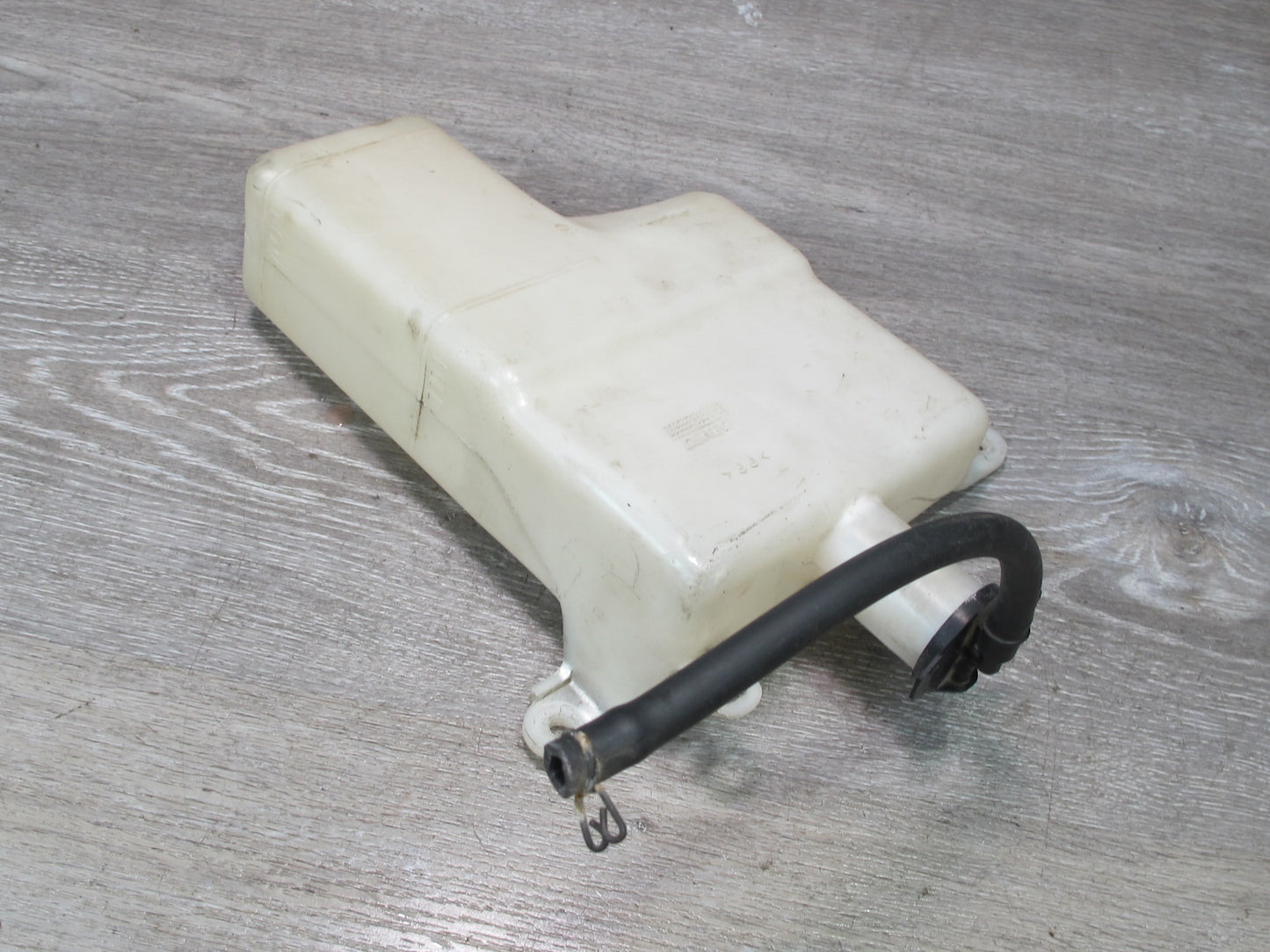1998-2007 Lexus J100 LX470 Coolant Reservoir Overflow Bottle Expansion Tank