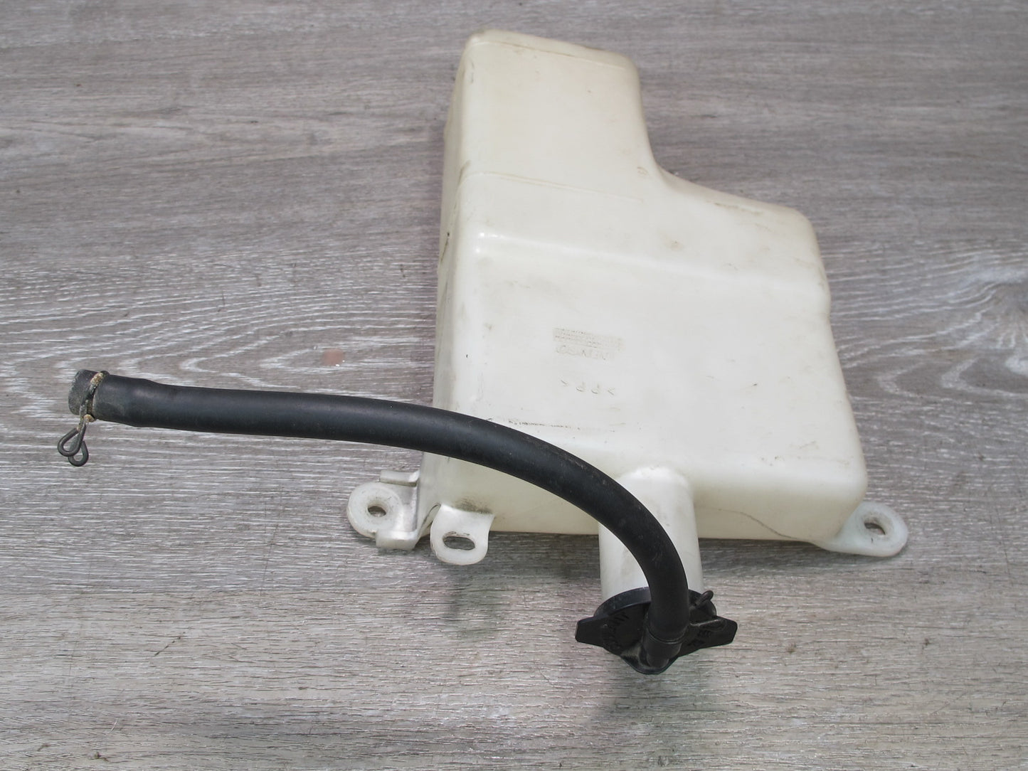 1998-2007 Lexus J100 LX470 Coolant Reservoir Overflow Bottle Expansion Tank