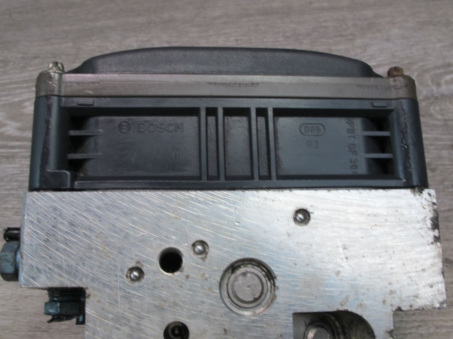 2010-2011 BMW E72 X6 Hybrid Anti Lock Brake ABS Pump Module 6796885
