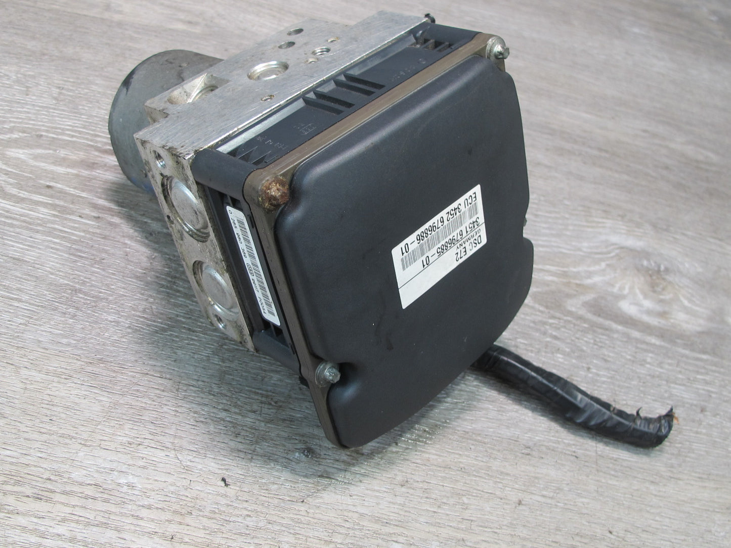 2010-2011 BMW E72 X6 Hybrid Anti Lock Brake ABS Pump Module 6796885