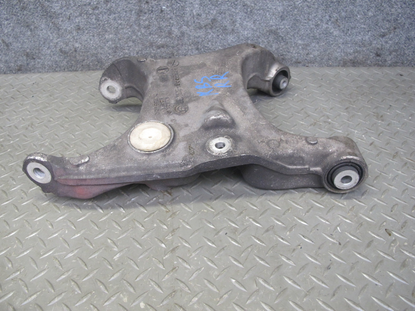 2006-2007 BMW E63 E64 M6 Rear Right Suspension Lower Control Arm Set