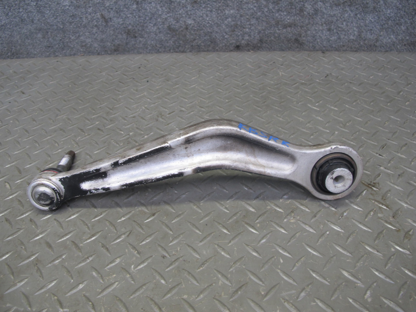 2006-2007 BMW E63 E64 M6 Rear Right Suspension Lower Control Arm Set