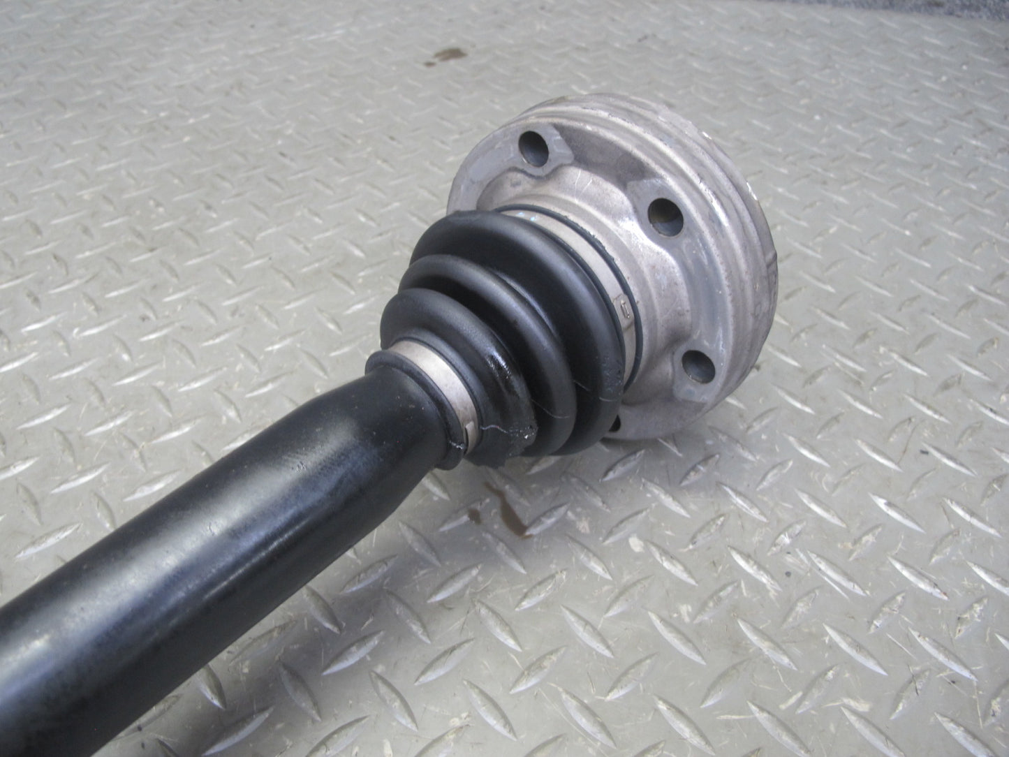 2006-2007 BMW E63 E64 M6 Rear Left or Right Suspension Axle Shaft 2282668