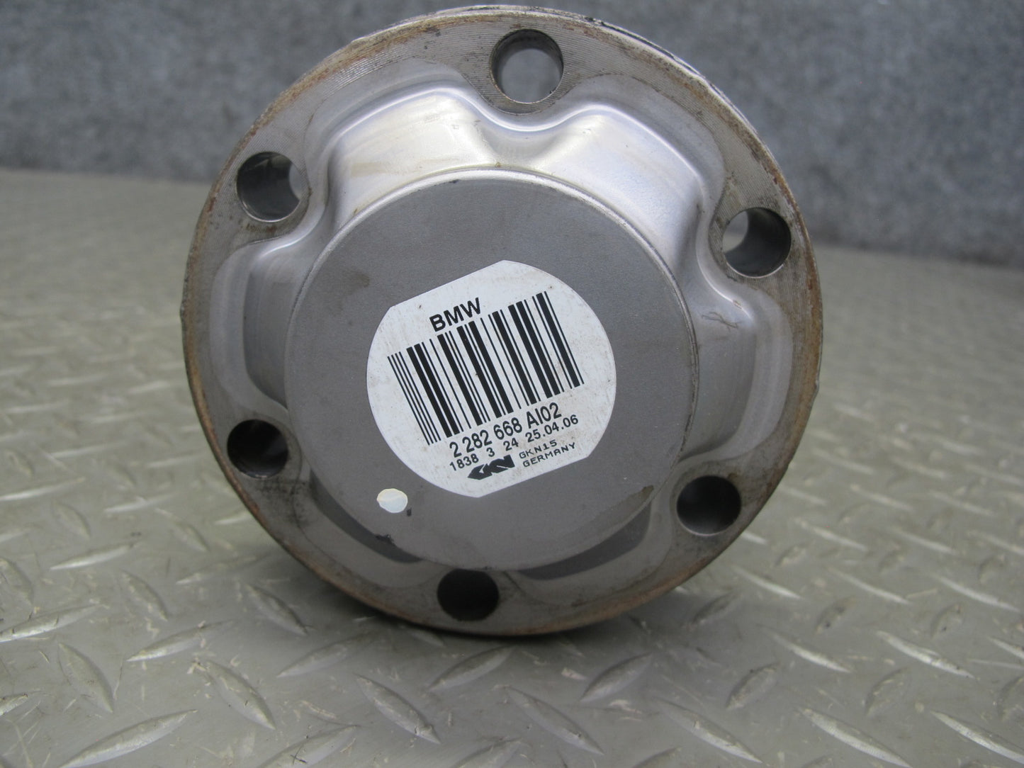 2006-2007 BMW E63 E64 M6 Rear Left or Right Suspension Axle Shaft 2282668