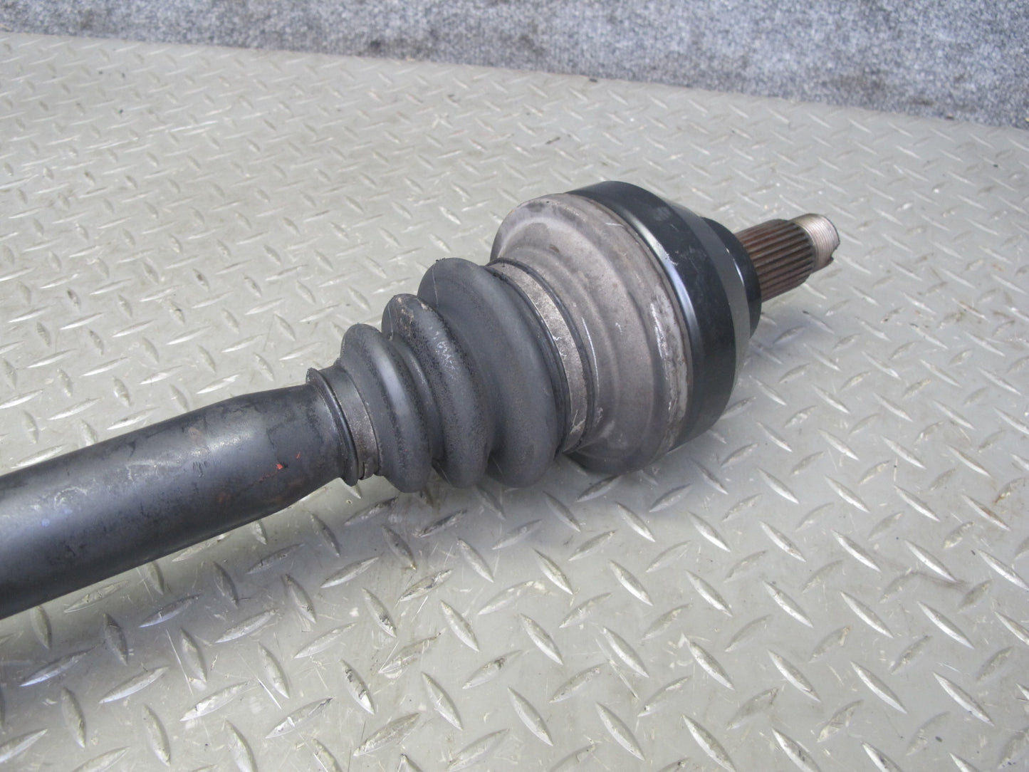2006-2007 BMW E63 E64 M6 Rear Left or Right Suspension Axle Shaft 2282668