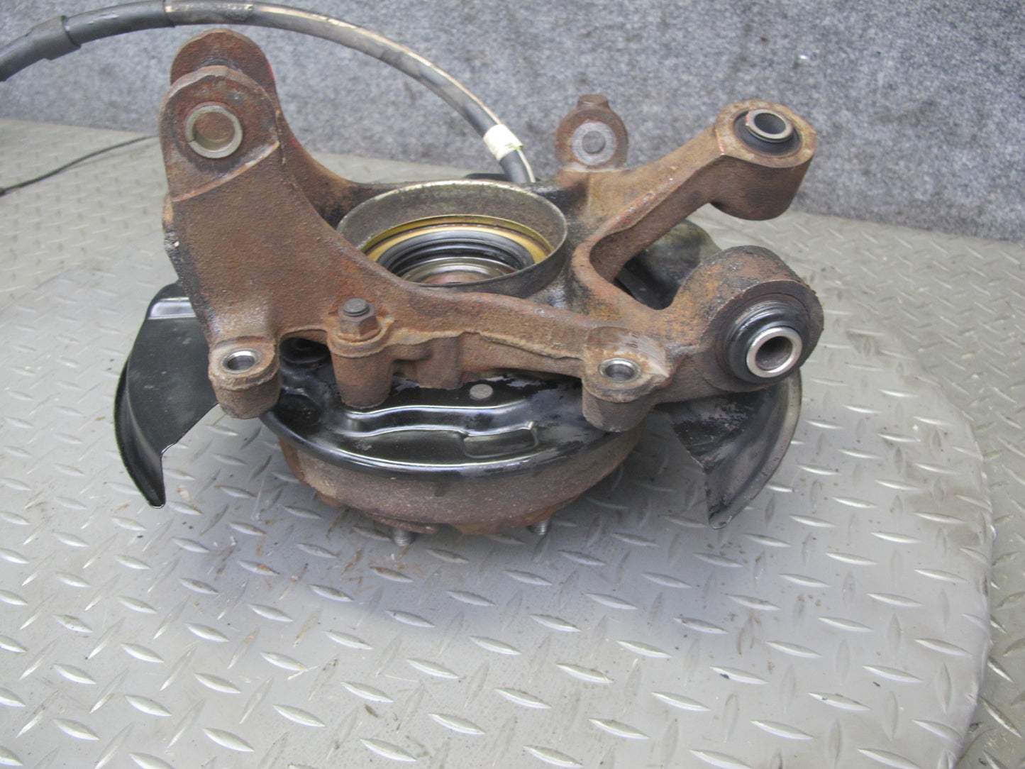 86-92 Toyota Supra MK3 Rear Left Spindle Knuckle Wheel Hub Bearing 106K OEM