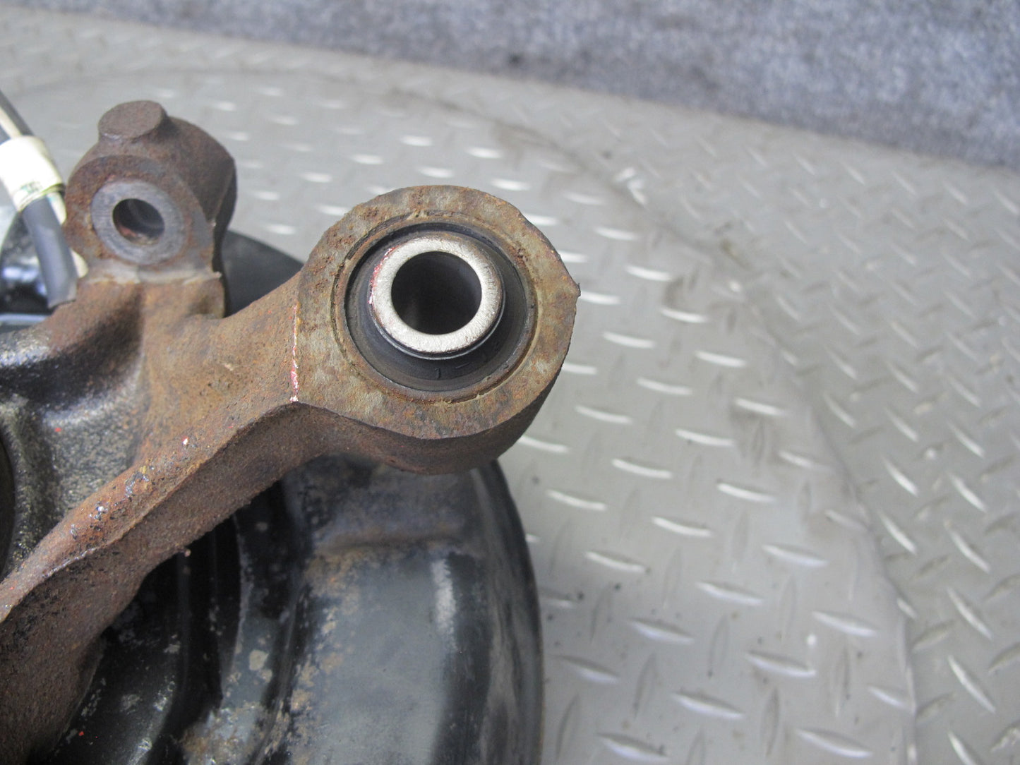 86-92 Toyota Supra MK3 Rear Left Spindle Knuckle Wheel Hub Bearing 106K OEM