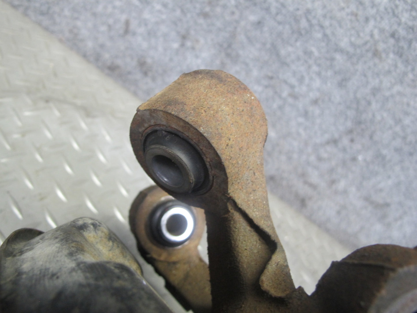 86-92 Toyota Supra MK3 Rear Left Spindle Knuckle Wheel Hub Bearing 106K OEM