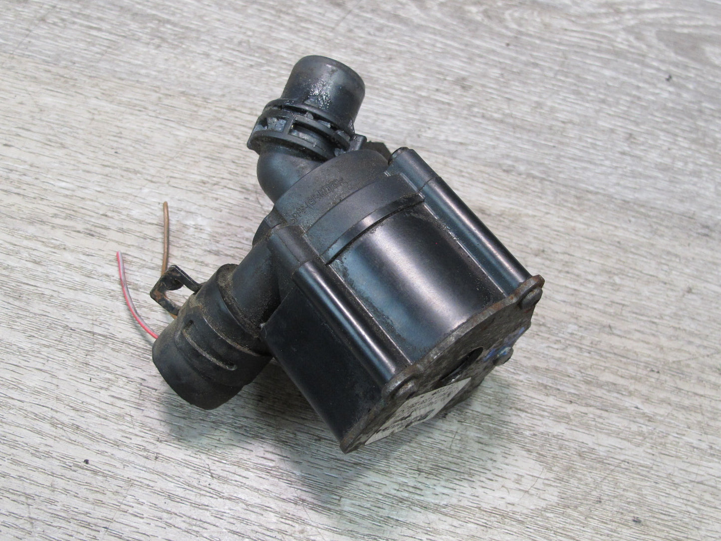 2008-2014 BMW E71 E72 X6 N63 Engine Additional Auxiliary Electric Water Pump