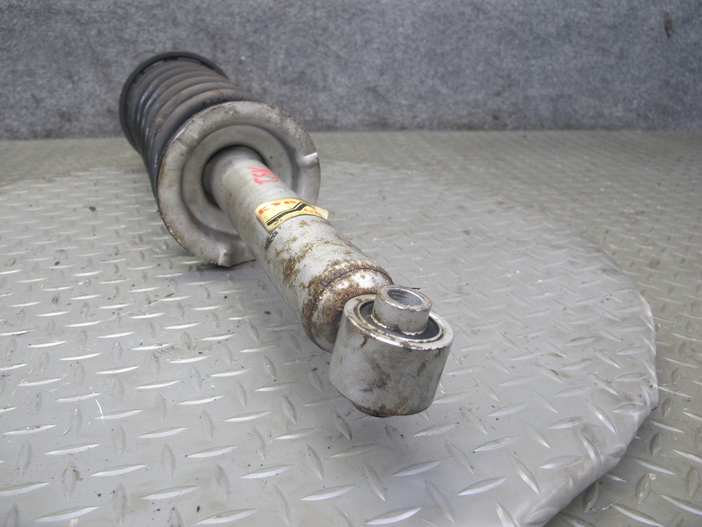 87-88 Toyota Supra MK3 NA KYB GR-2 Rear Left & Right Strut Shock Absorber Set