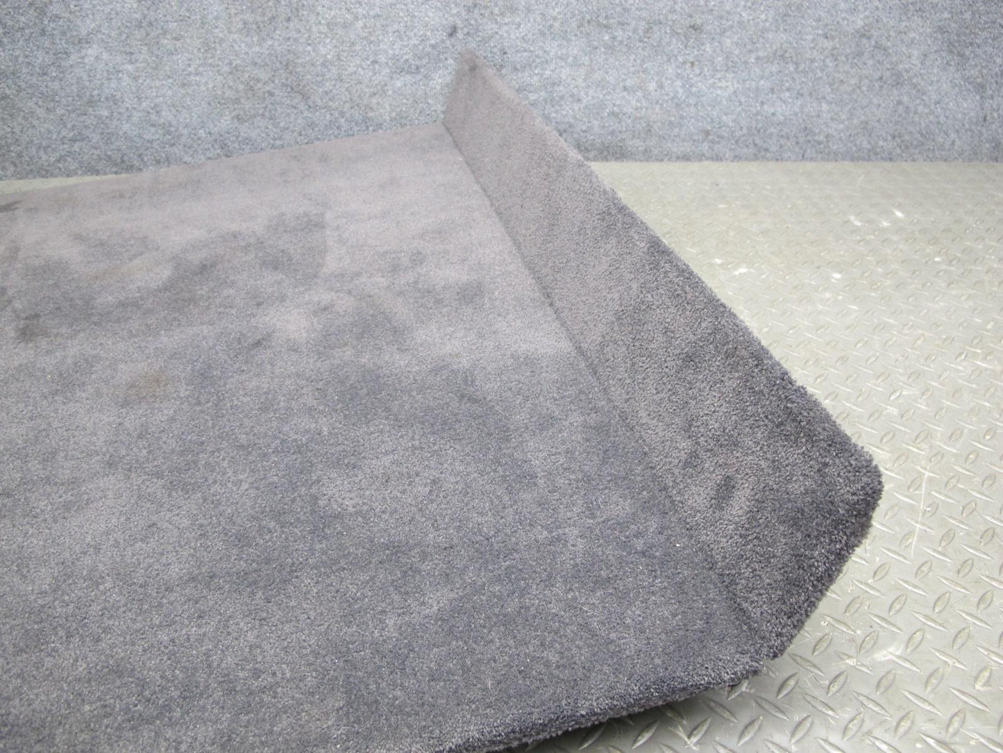 2003-2010 Porsche Cayenne 955 Rear Trunk Floor Carpet Compartment Cover