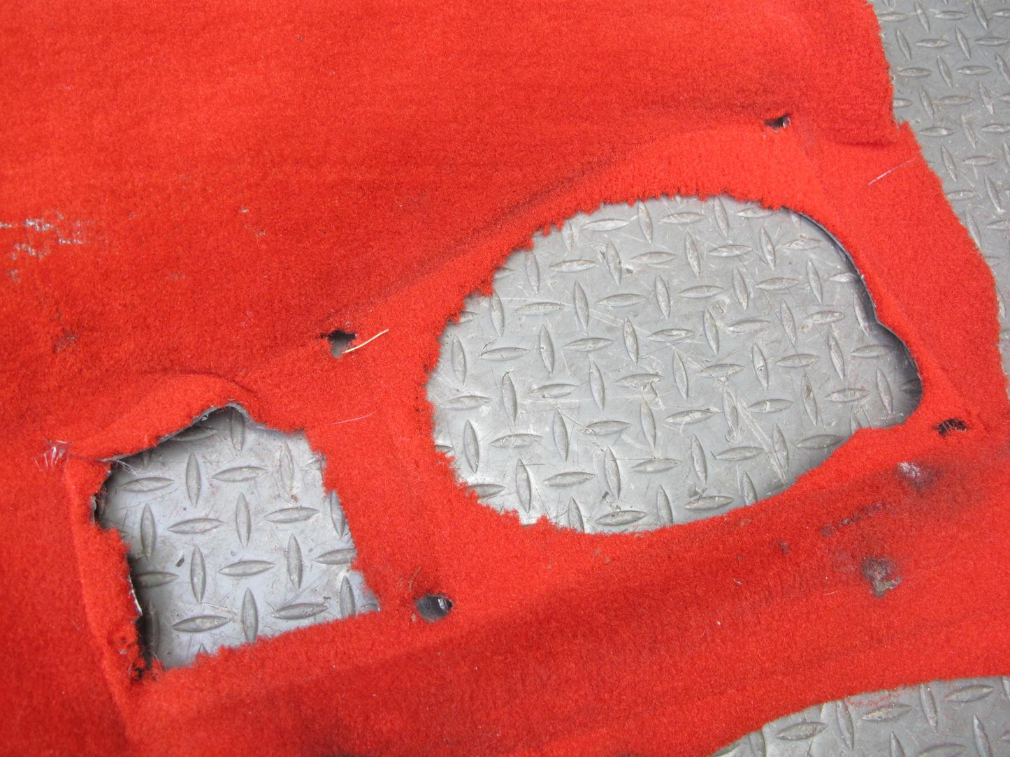 1993 Chevrolet Corvette C4 Set of 2 Rear Hatch Trunk Carpet Cover Torch RED OEM