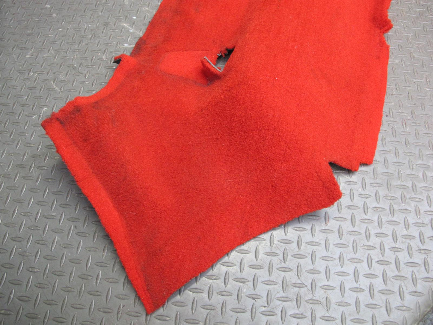 1993 Chevrolet Corvette C4 Set of 2 Rear Hatch Trunk Carpet Cover Torch RED OEM