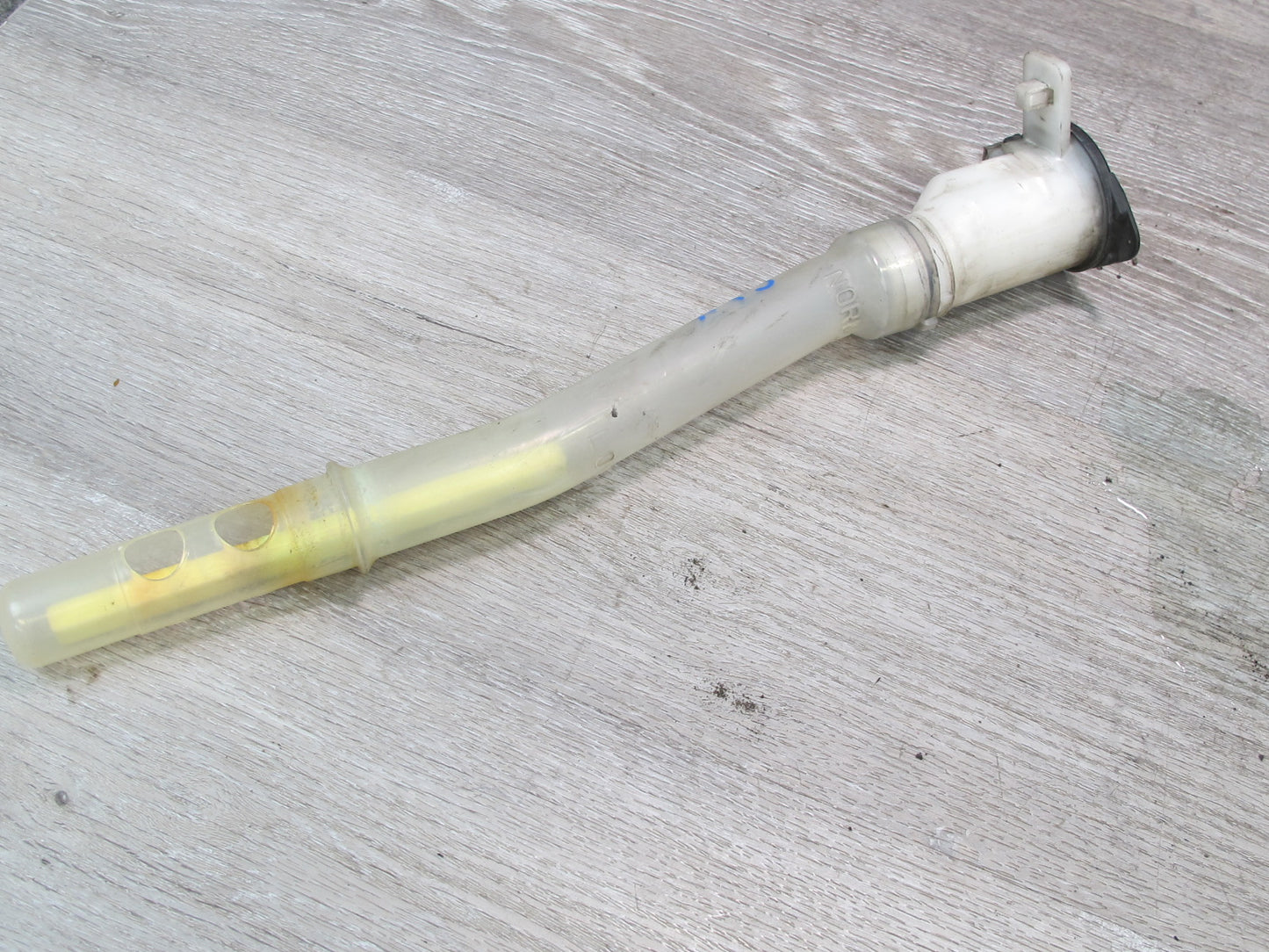 1998-2007 Lexus UZJ100L LX470 Windshield Washer Fluid Reservoir Tank Neck Pump