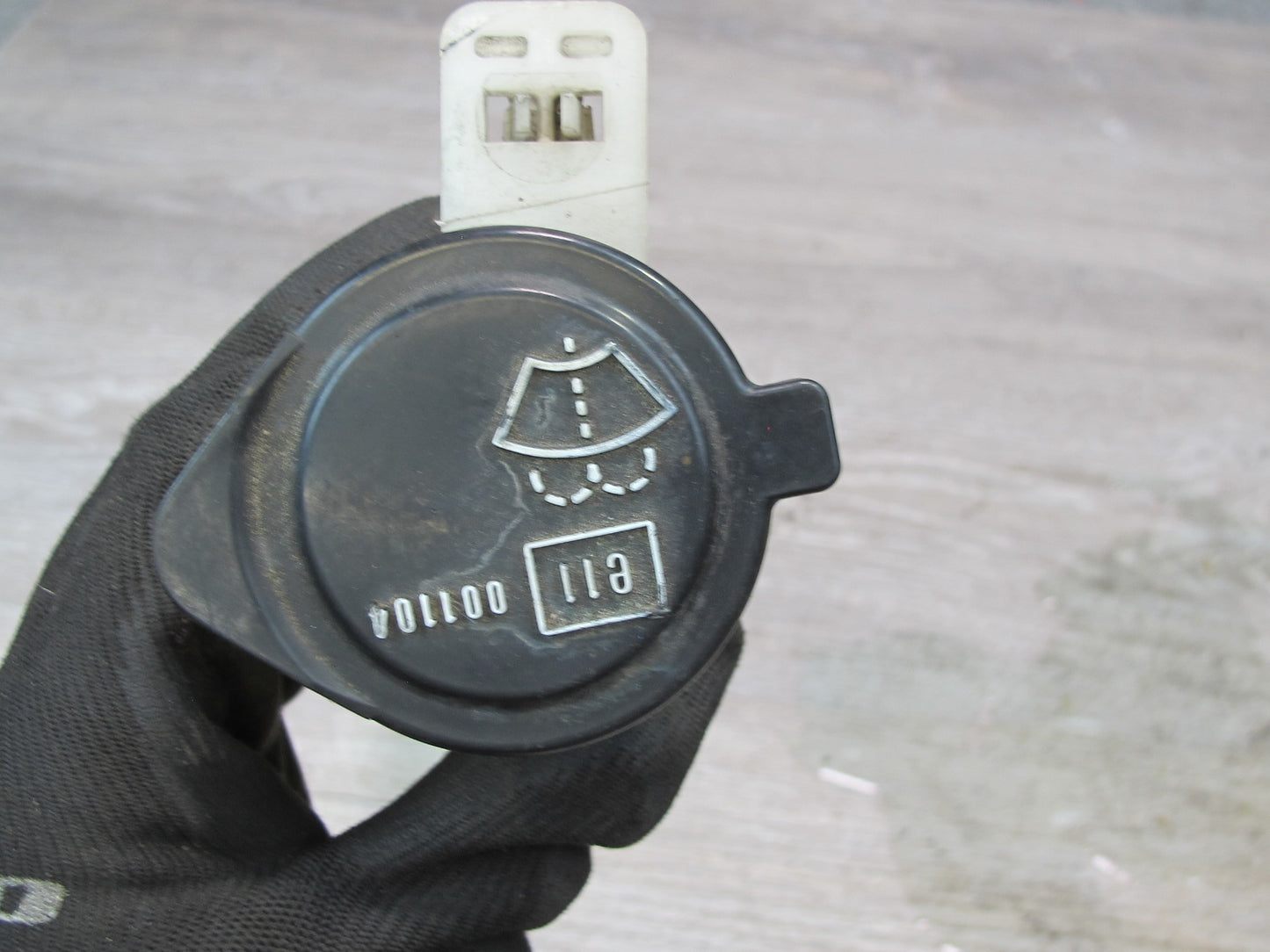 1998-2007 Lexus UZJ100L LX470 Windshield Washer Fluid Reservoir Tank Neck Pump