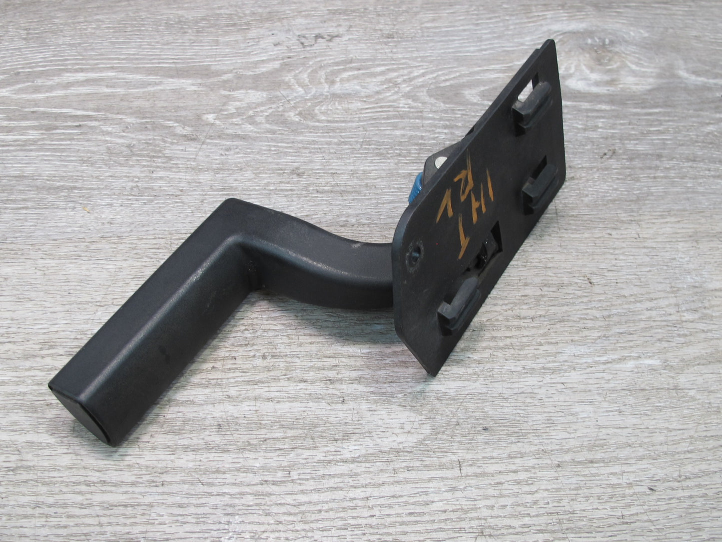 2003-2007 Hummer H2 Rear Left Driver Side Door Exterior Handle