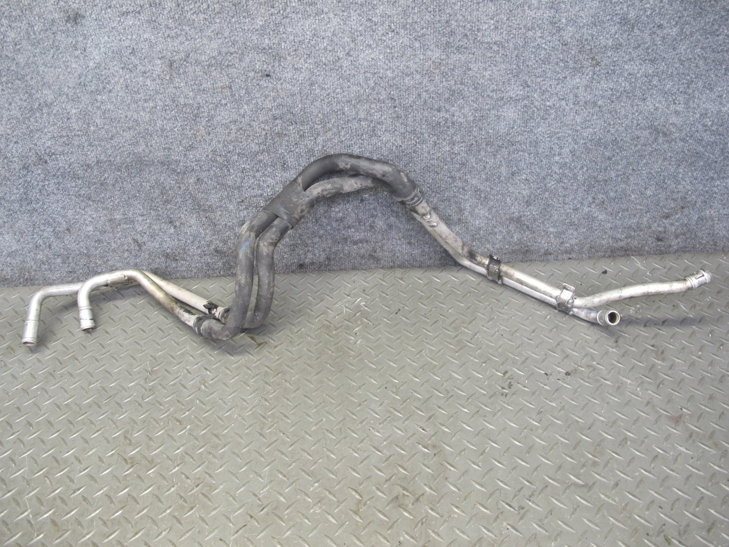 2003-2006 Porsche Cayenne 955 4.5L Turbo Engine Cooling Hose Pipe Line Set