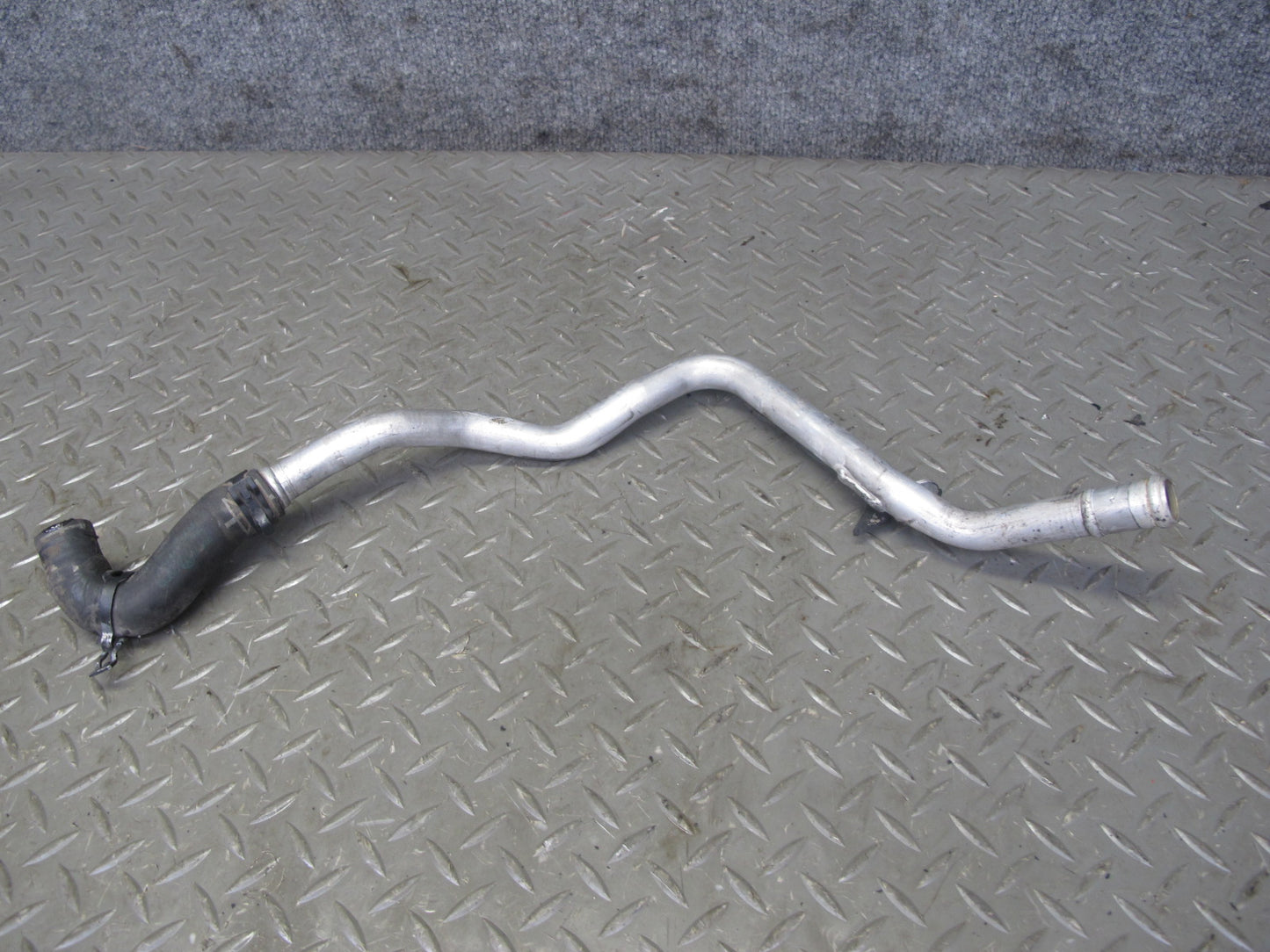 2003-2006 Porsche Cayenne 955 4.5L Turbo Engine Cooling Hose Pipe Line Set