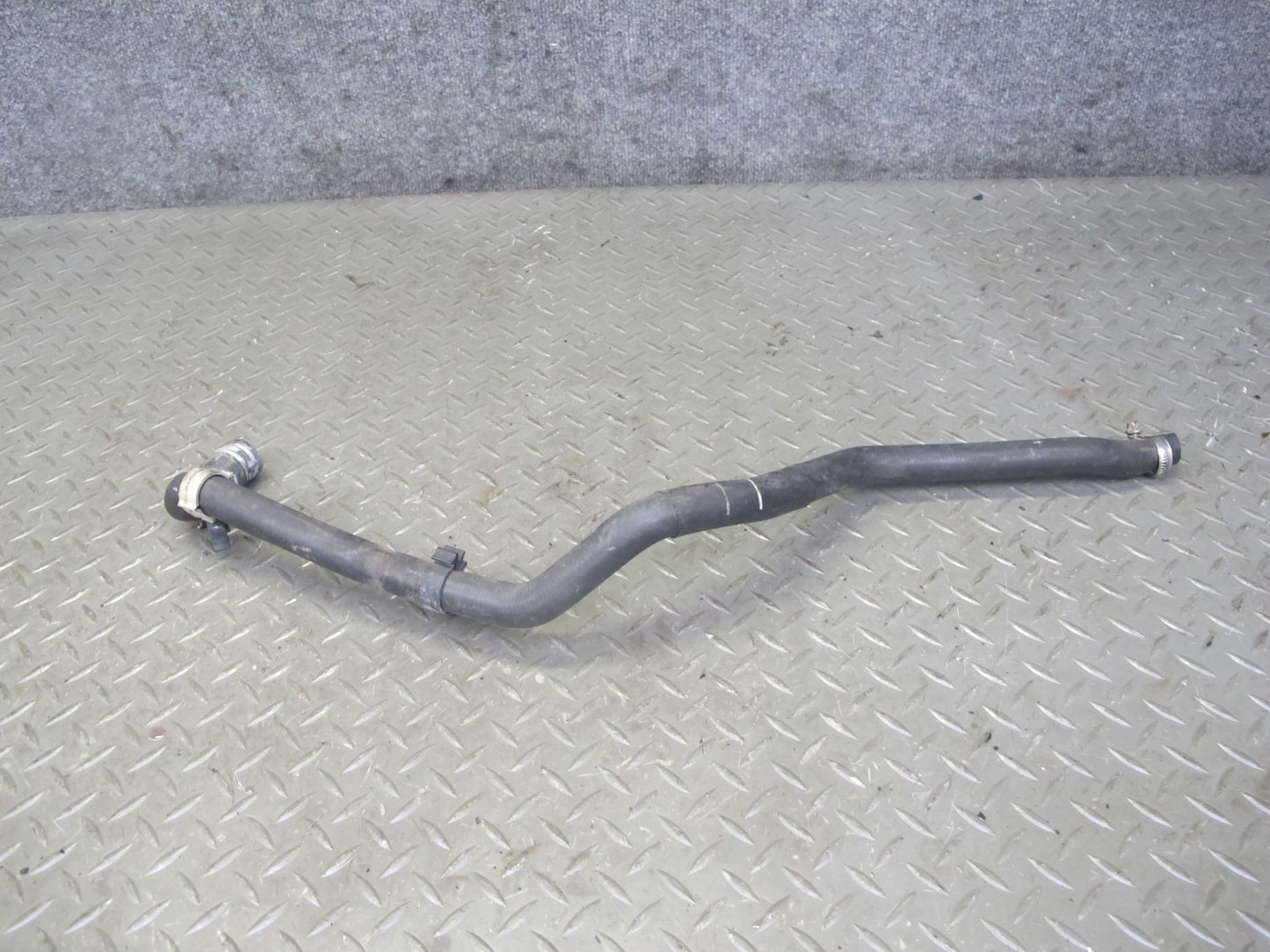 2003-2006 Porsche Cayenne 955 4.5L Turbo Engine Cooling Hose Pipe Line Set