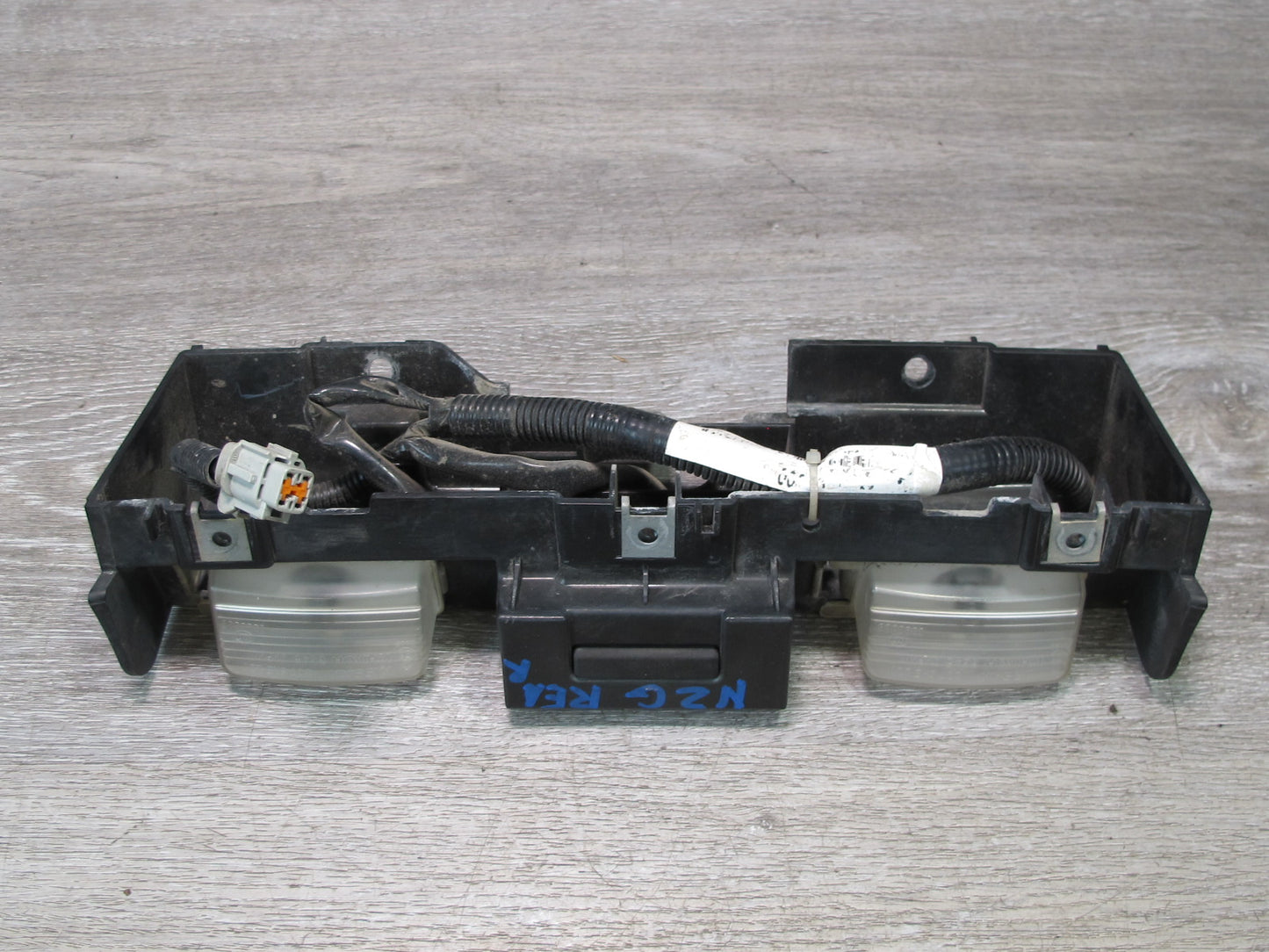 07-09 Nissan 350Z Z33 Rear Bumper License Plate Light Lamp Assembly OEM