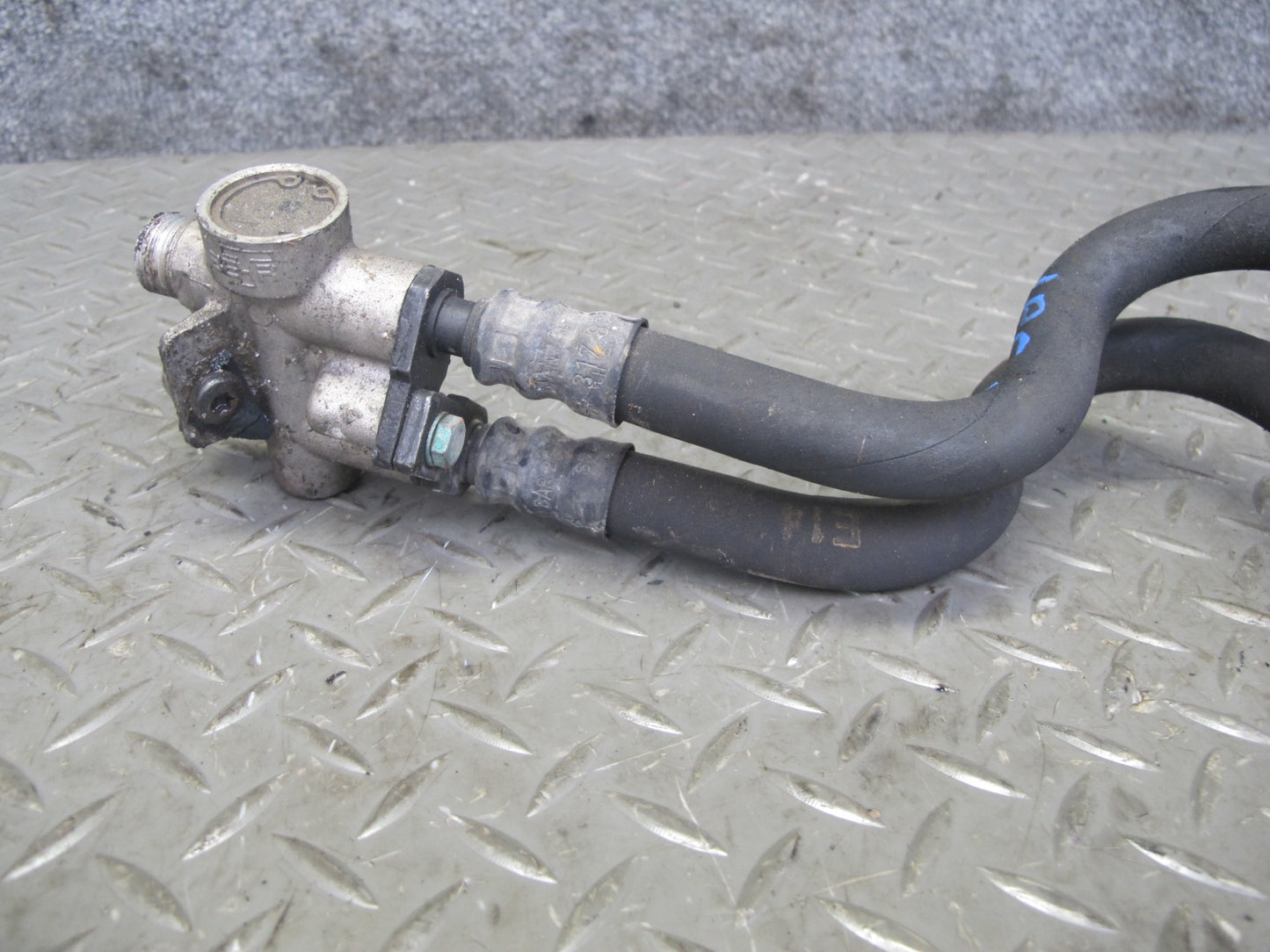 2003-2006 Porsche Cayenne 955 A48.50 Automatic Transmission Hose Pipe Line Set