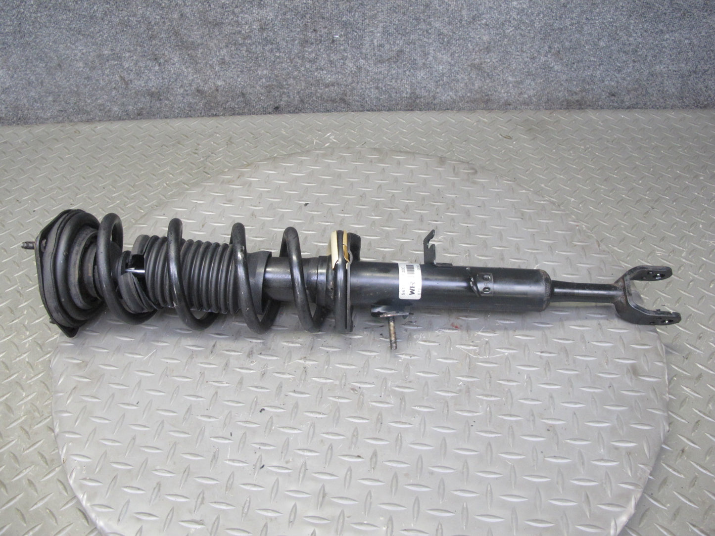 07-09 Nissan 350Z Z33 Conv Set of 2 Front Left & Right Strut Shock Absorber OEM