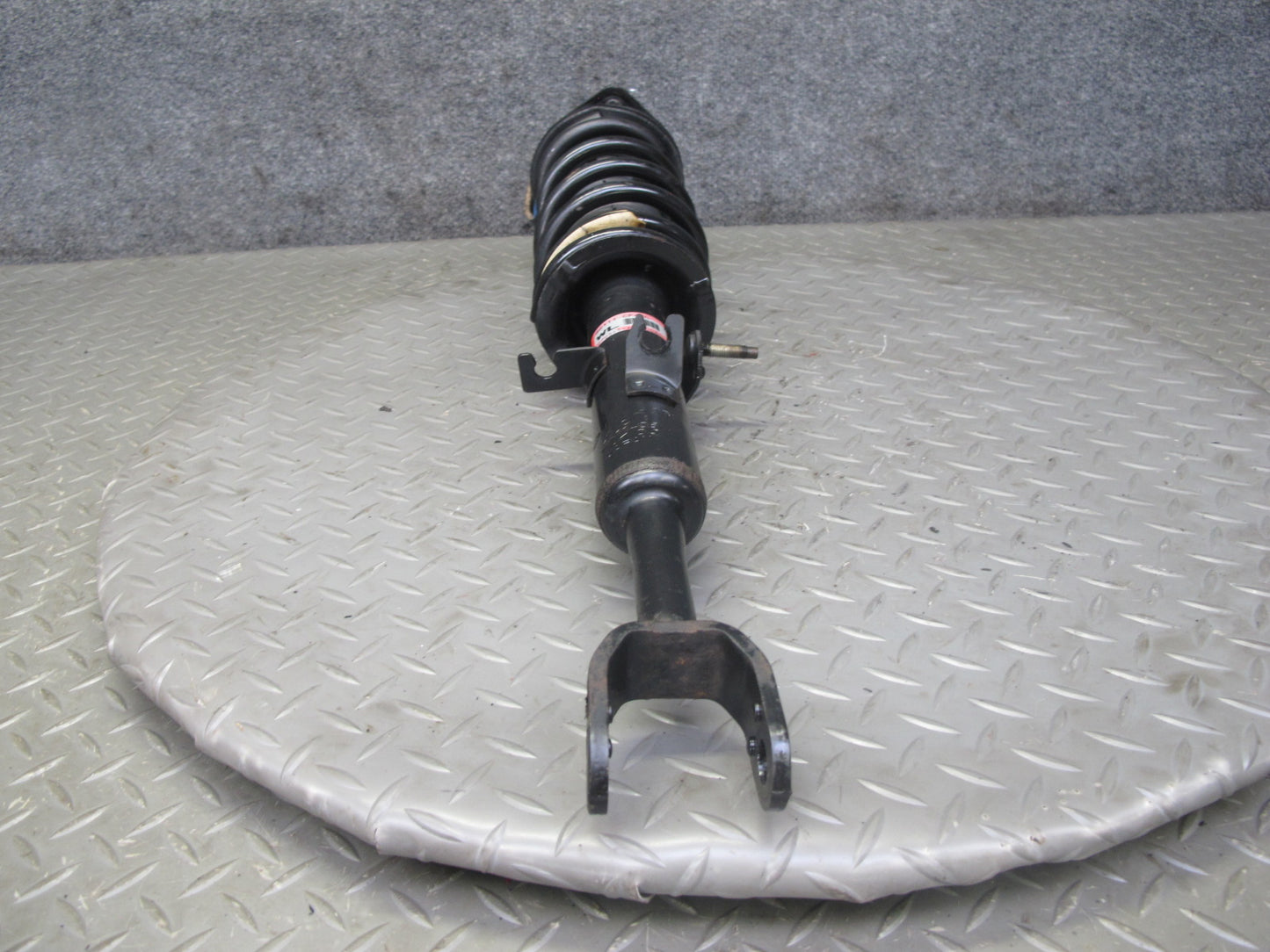 07-09 Nissan 350Z Z33 Conv Set of 2 Front Left & Right Strut Shock Absorber OEM