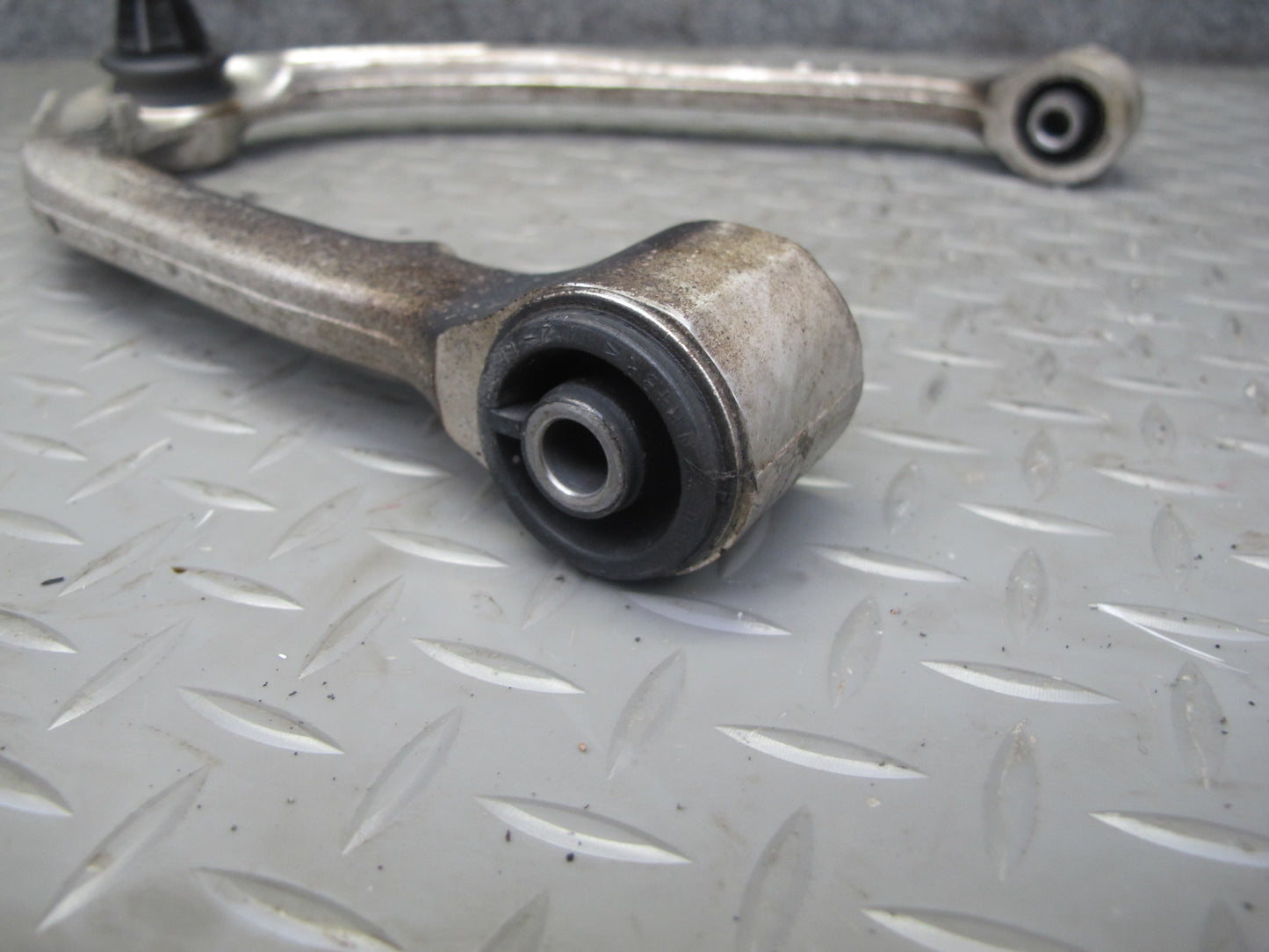 05-09 Nissan 350Z Z33 Set of 3 Front Right Control Arm OEM