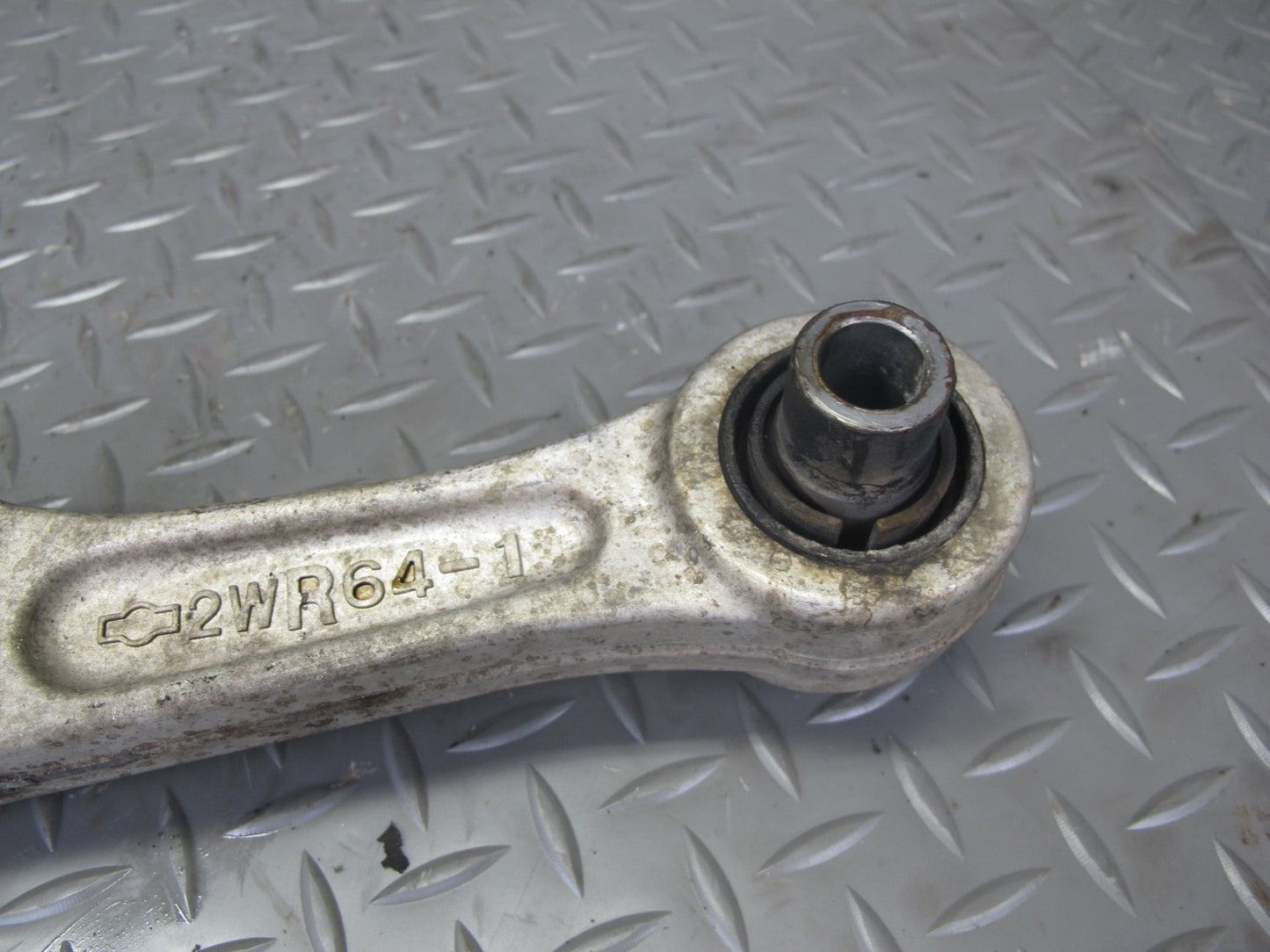 05-09 Nissan 350Z Z33 Set of 3 Front Right Control Arm OEM