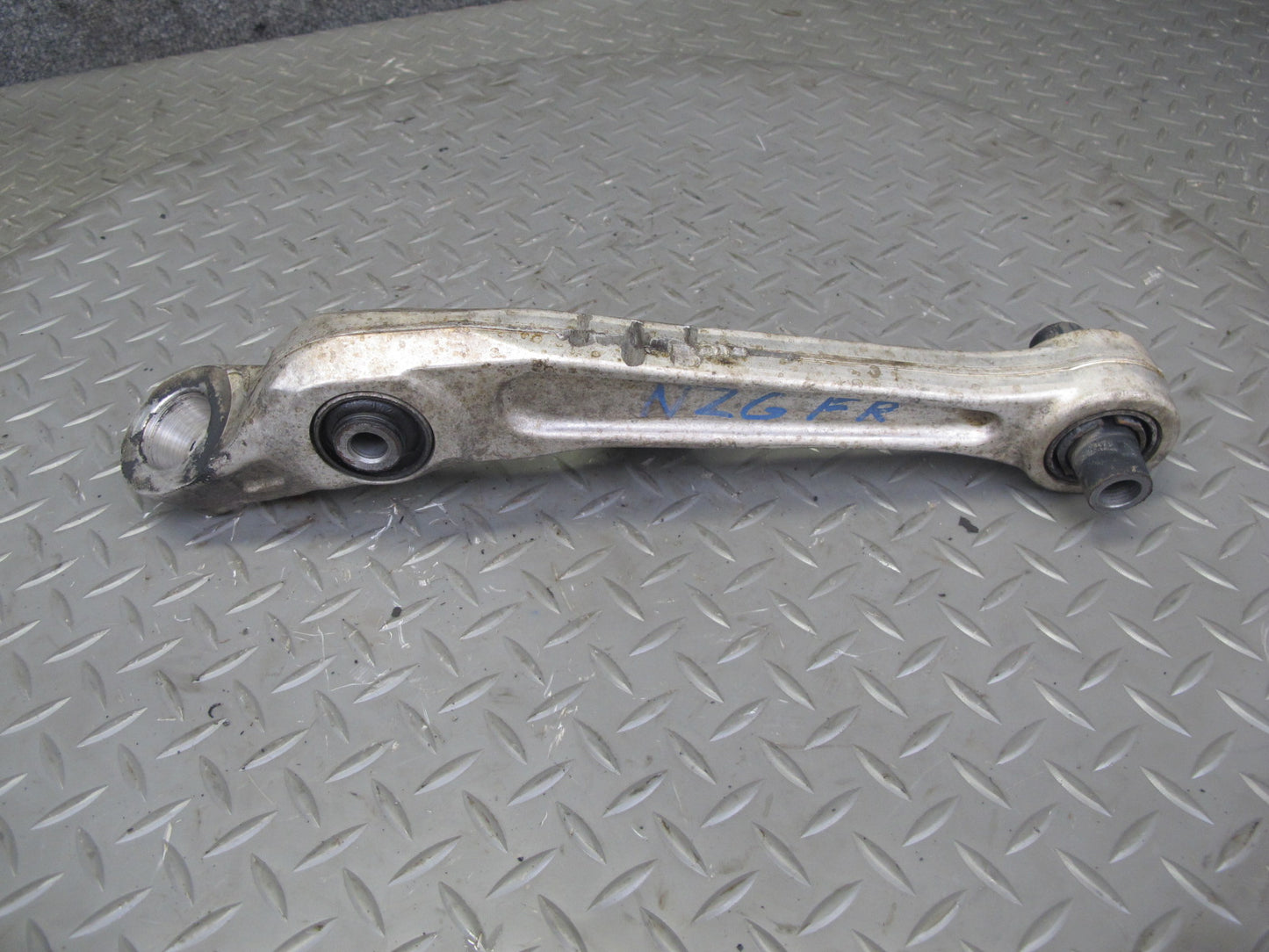 05-09 Nissan 350Z Z33 Set of 3 Front Right Control Arm OEM