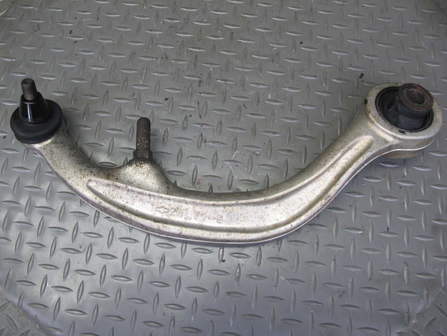 05-09 Nissan 350Z Z33 Set of 3 Front Left Control Arm OEM