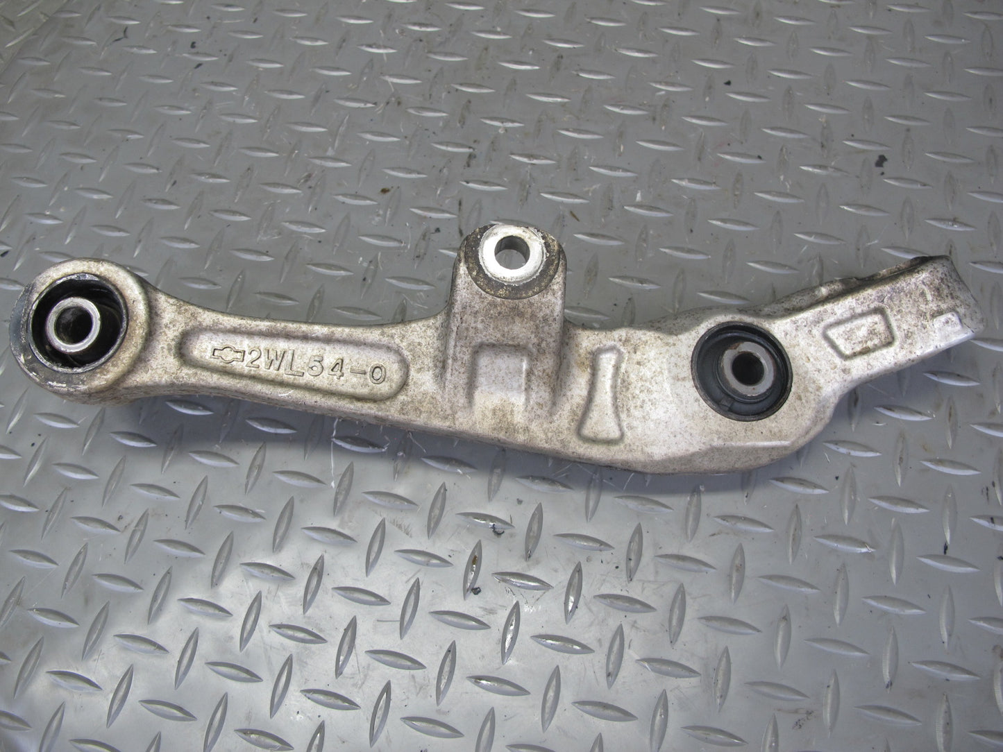 05-09 Nissan 350Z Z33 Set of 3 Front Left Control Arm OEM