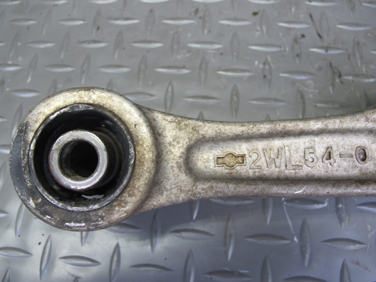 05-09 Nissan 350Z Z33 Set of 3 Front Left Control Arm OEM