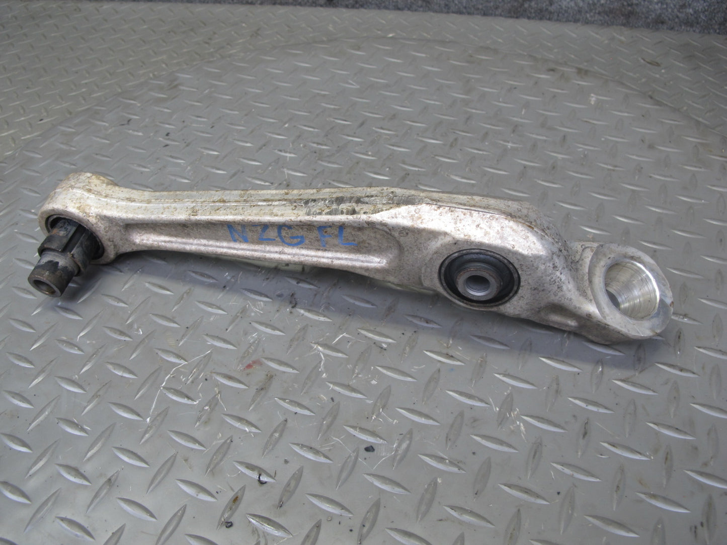 05-09 Nissan 350Z Z33 Set of 3 Front Left Control Arm OEM