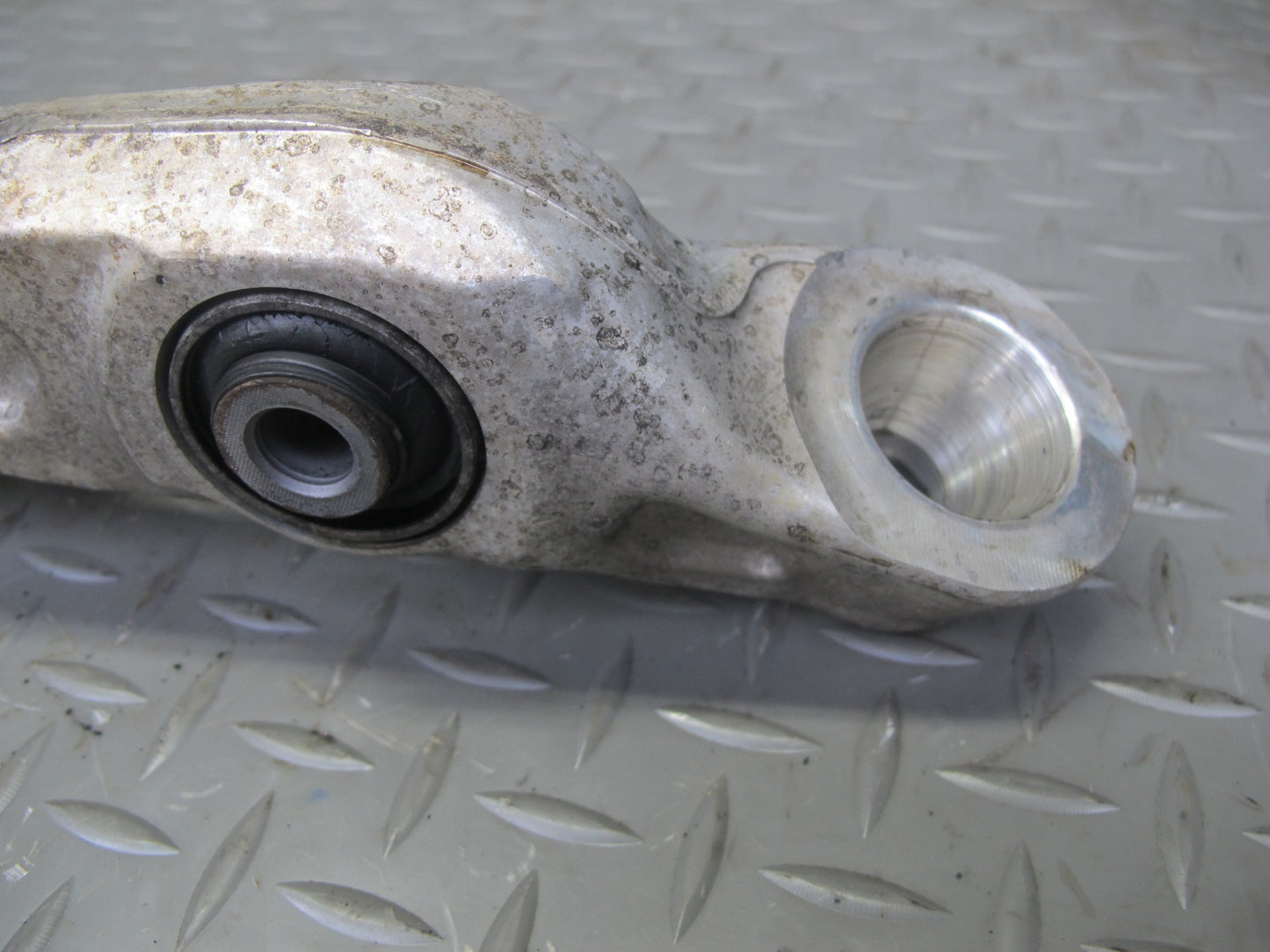 05-09 Nissan 350Z Z33 Set of 3 Front Left Control Arm OEM