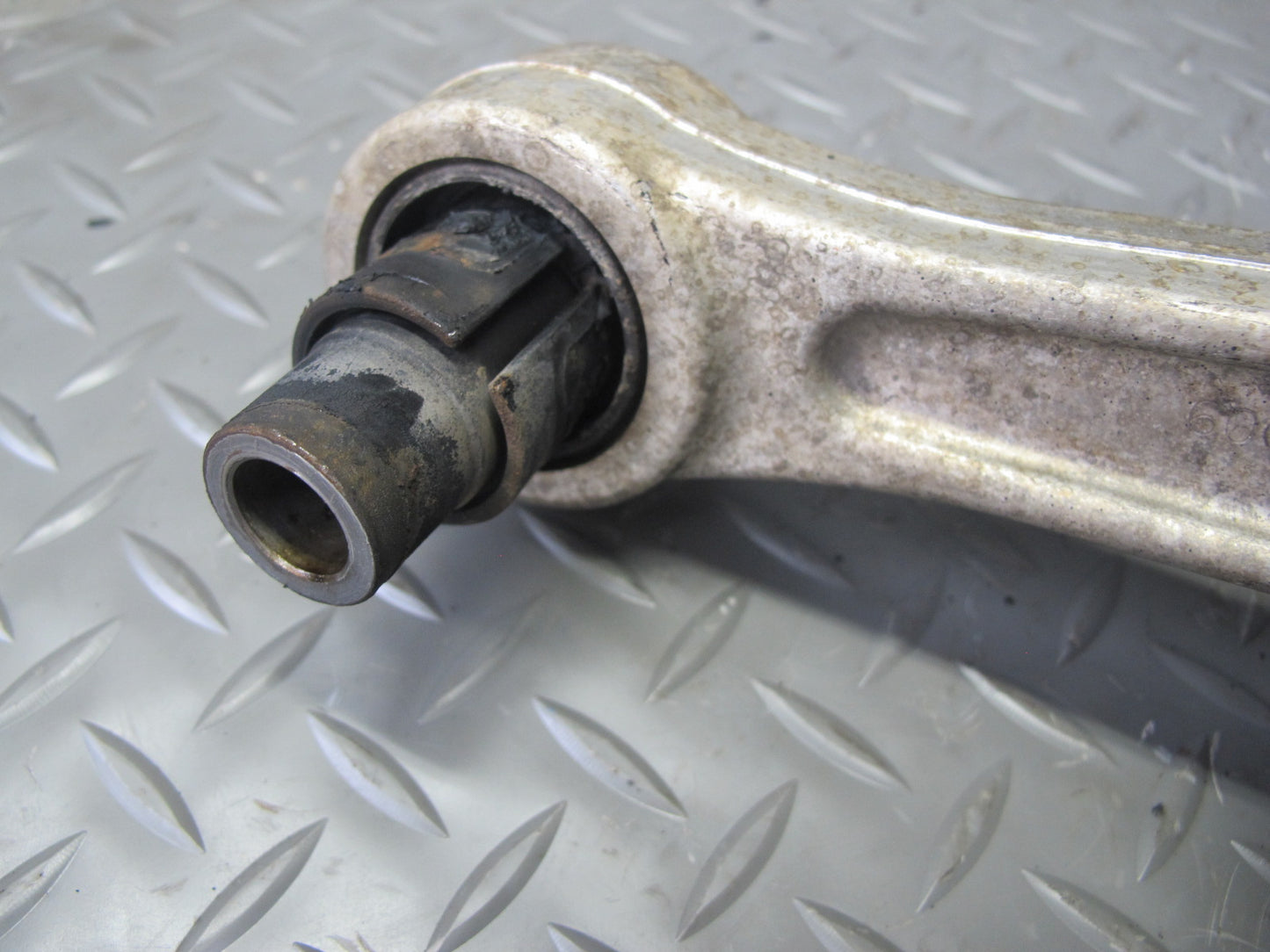 05-09 Nissan 350Z Z33 Set of 3 Front Left Control Arm OEM