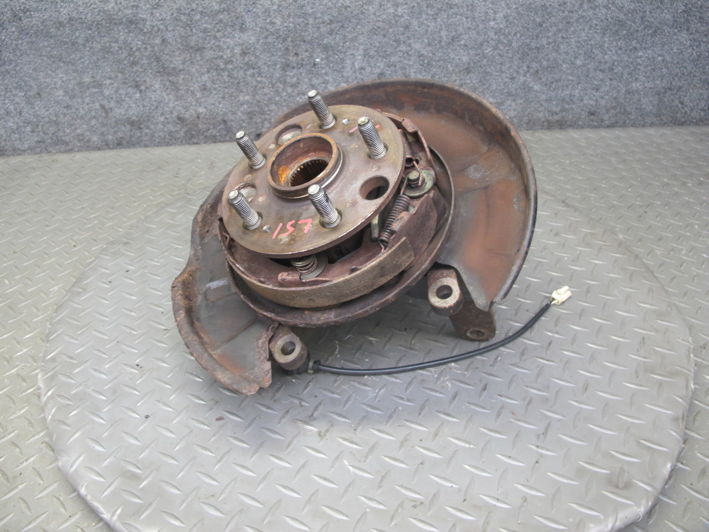 95-97 Lexus UCF20L LS400 RWD Rear Left Spindle Knuckle Wheel Hub Bearing OEM