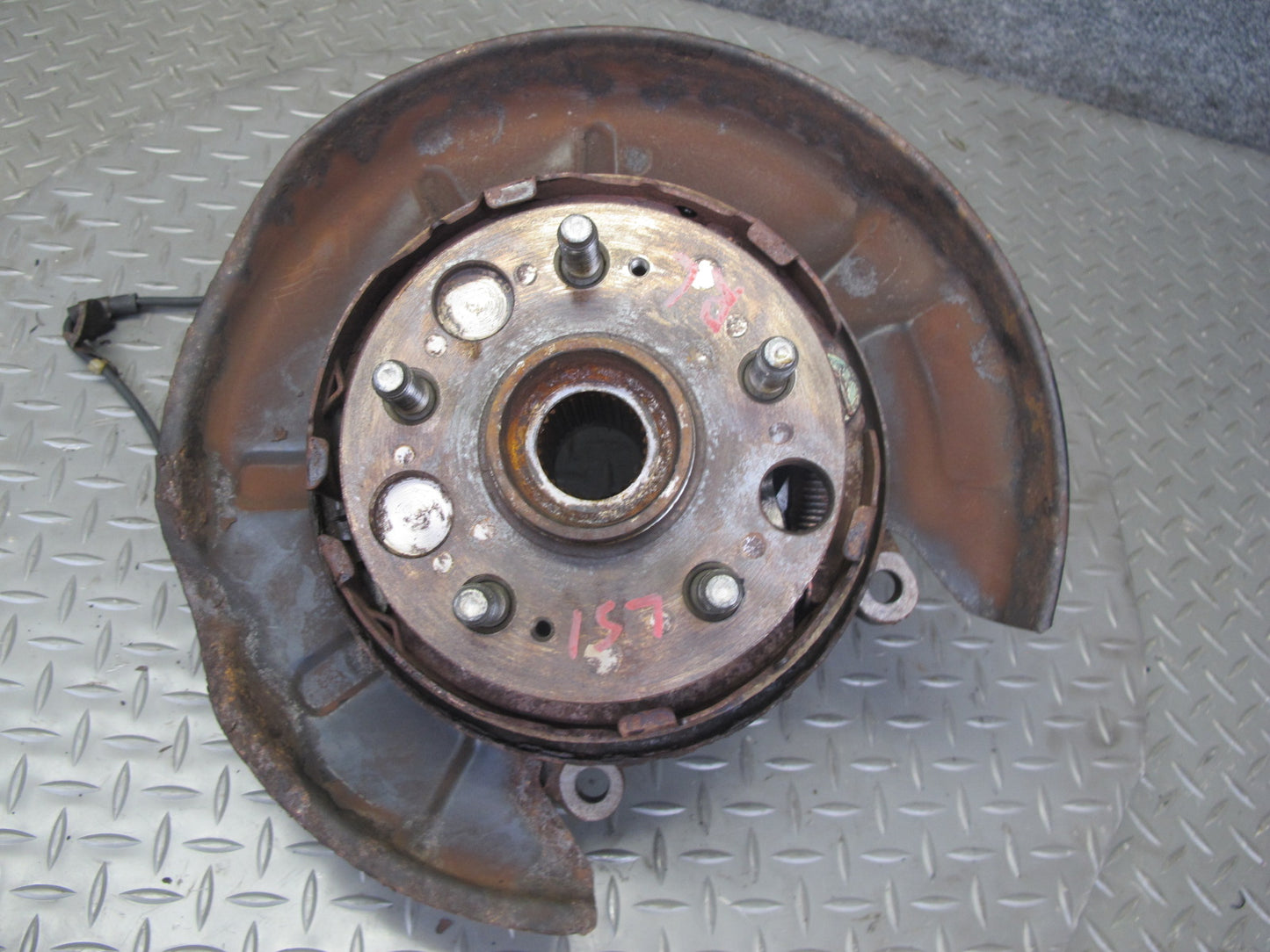 95-97 Lexus UCF20L LS400 RWD Rear Left Spindle Knuckle Wheel Hub Bearing OEM