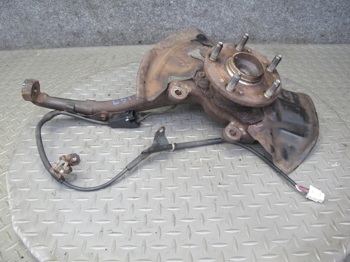 95-97 Lexus UCF20L LS400 RWD Front Right Spindle Knuckle Wheel Hub Bearing OEM