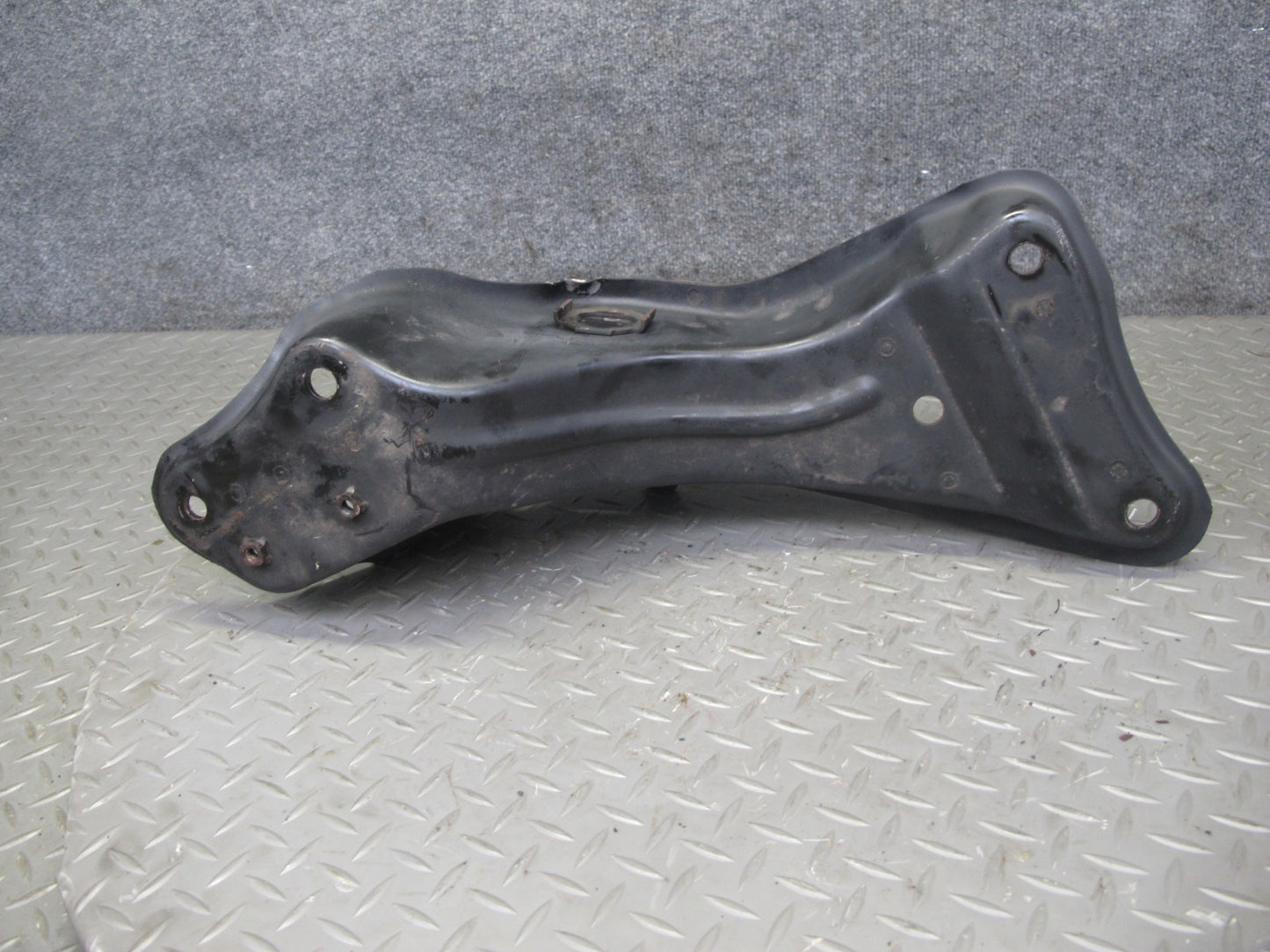 95-00 Lexus UCF20L LS400 Front Right & Left Suspension Brace Bracket Mount OEM