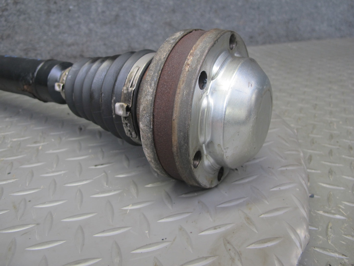 2008 Volkswagen VW Golf R32 MK5 VR6 A/T Front Right Axle Half Shaft OEM