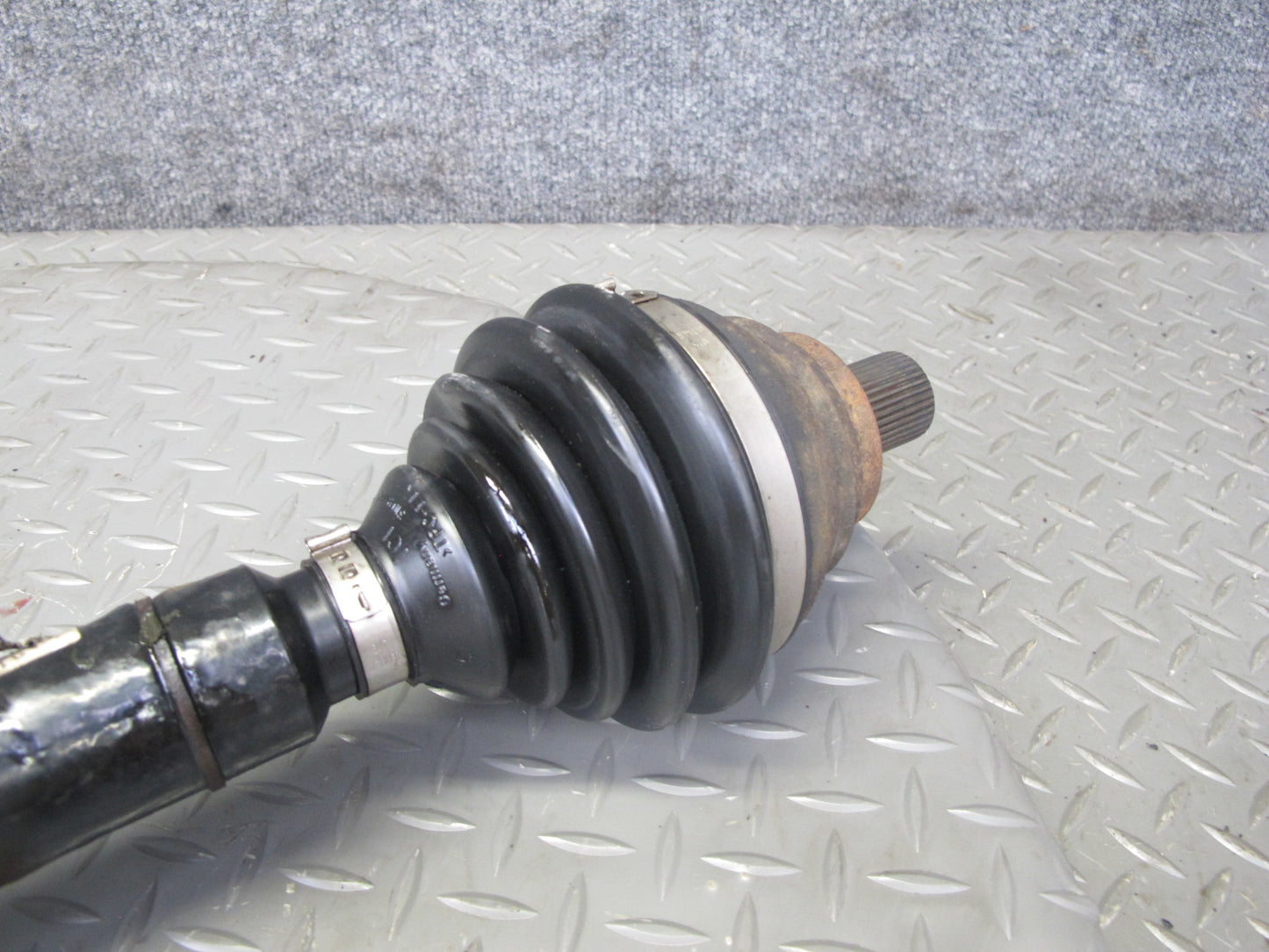 2008 Volkswagen VW Golf R32 MK5 VR6 A/T Front Right Axle Half Shaft OEM